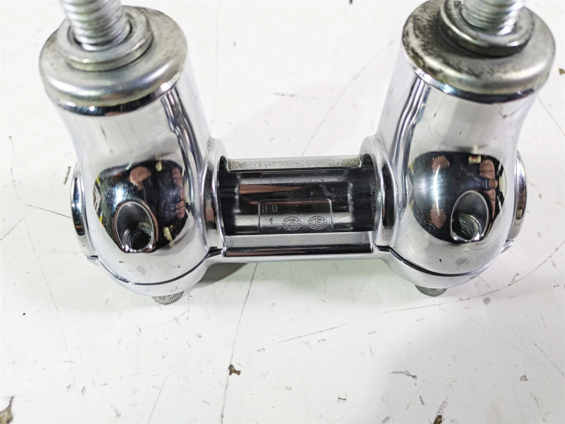 2016 Harley FLSTC Softail Heritage Handlebar Chrome Riser Set 55984-07 - Image 11