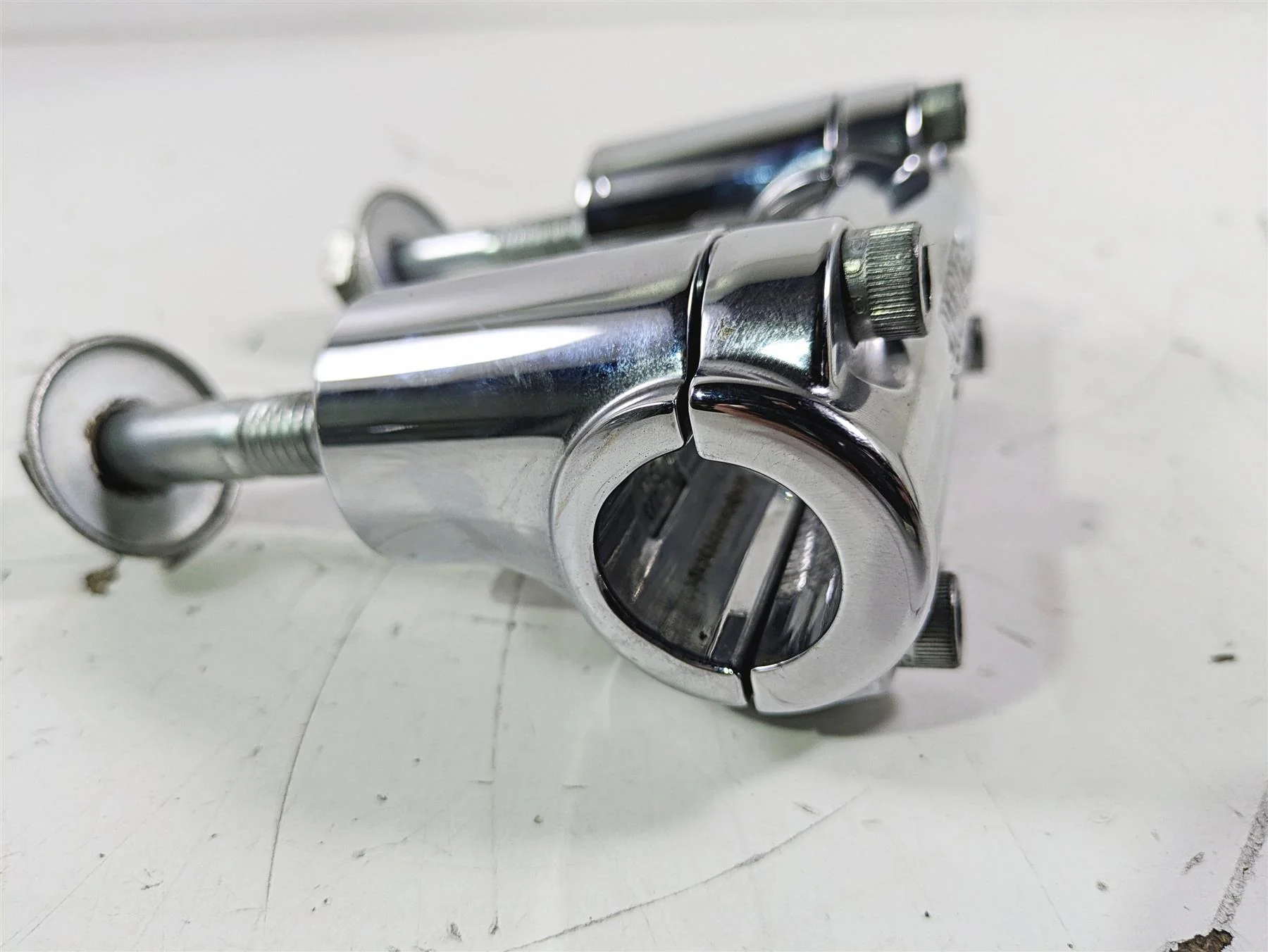 2016 Harley FLSTC Softail Heritage Handlebar Chrome Riser Set 55984-07 - Image 7