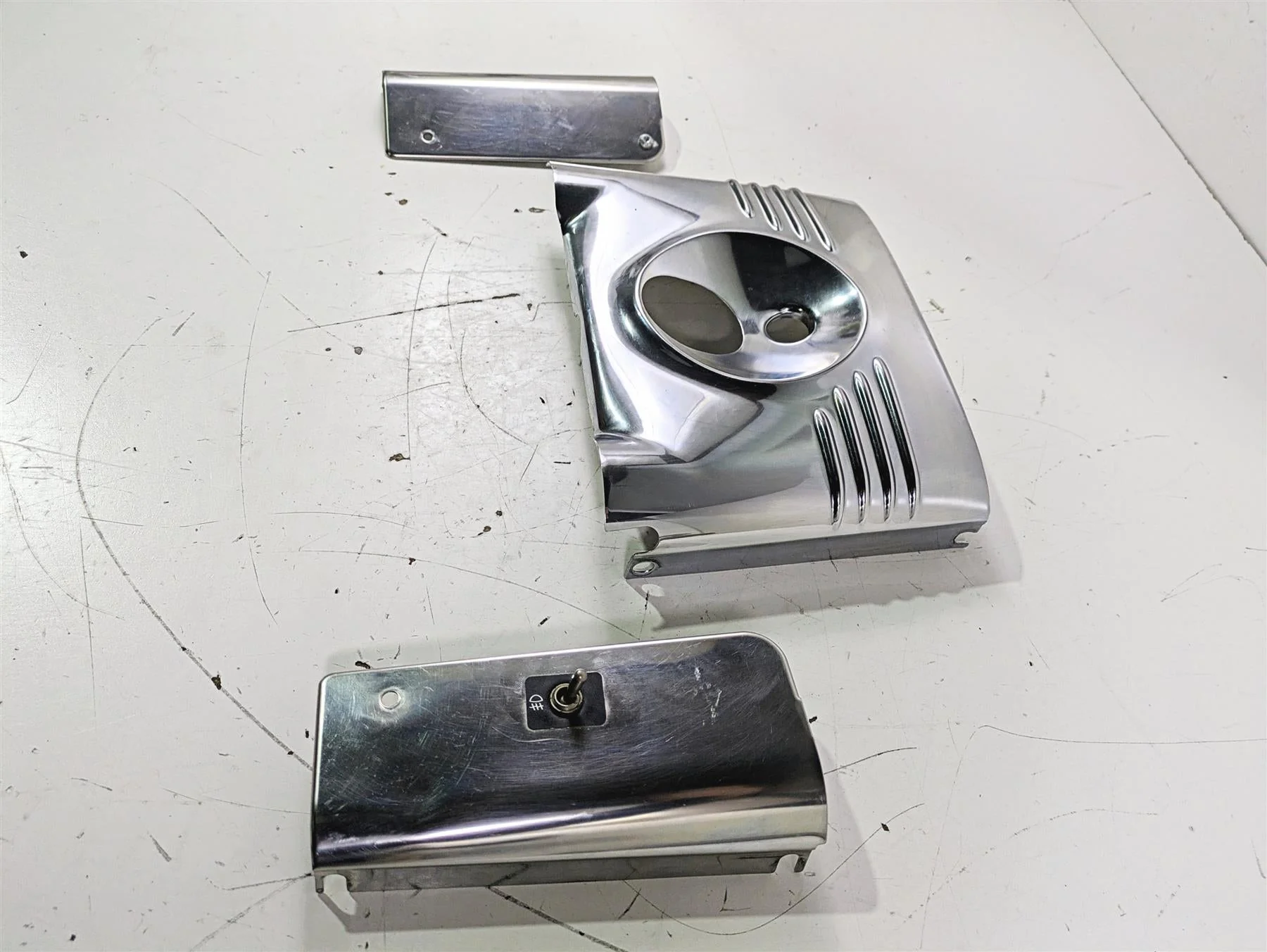 2016 Harley FLSTC Softail Heritage Headlight & Fork Tube Covers Set 67830-09 - Image 12