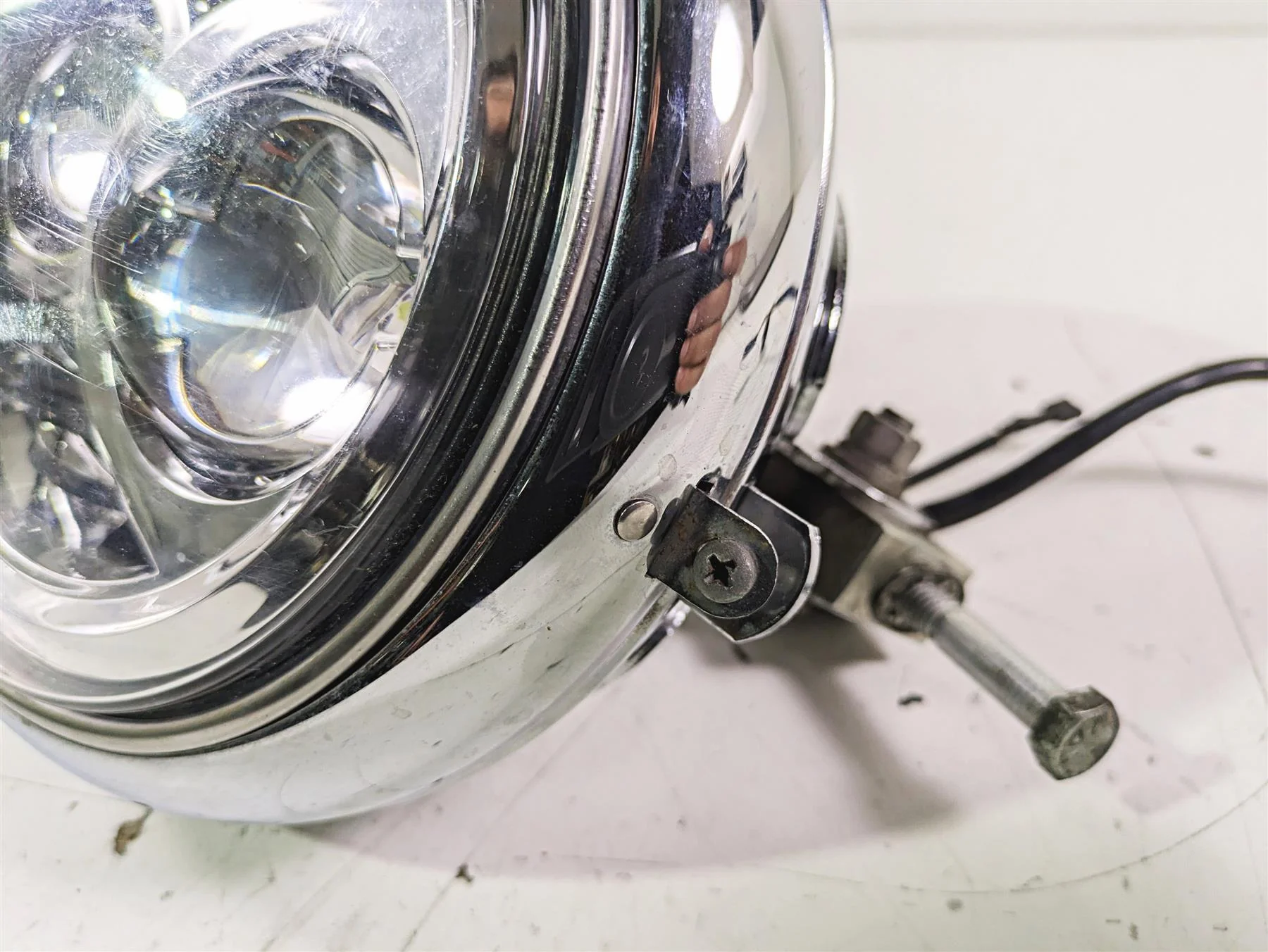 2016 Harley FLSTC Softail Heritage Headlight Head Lamp & Led Light 69748-05B - Image 8