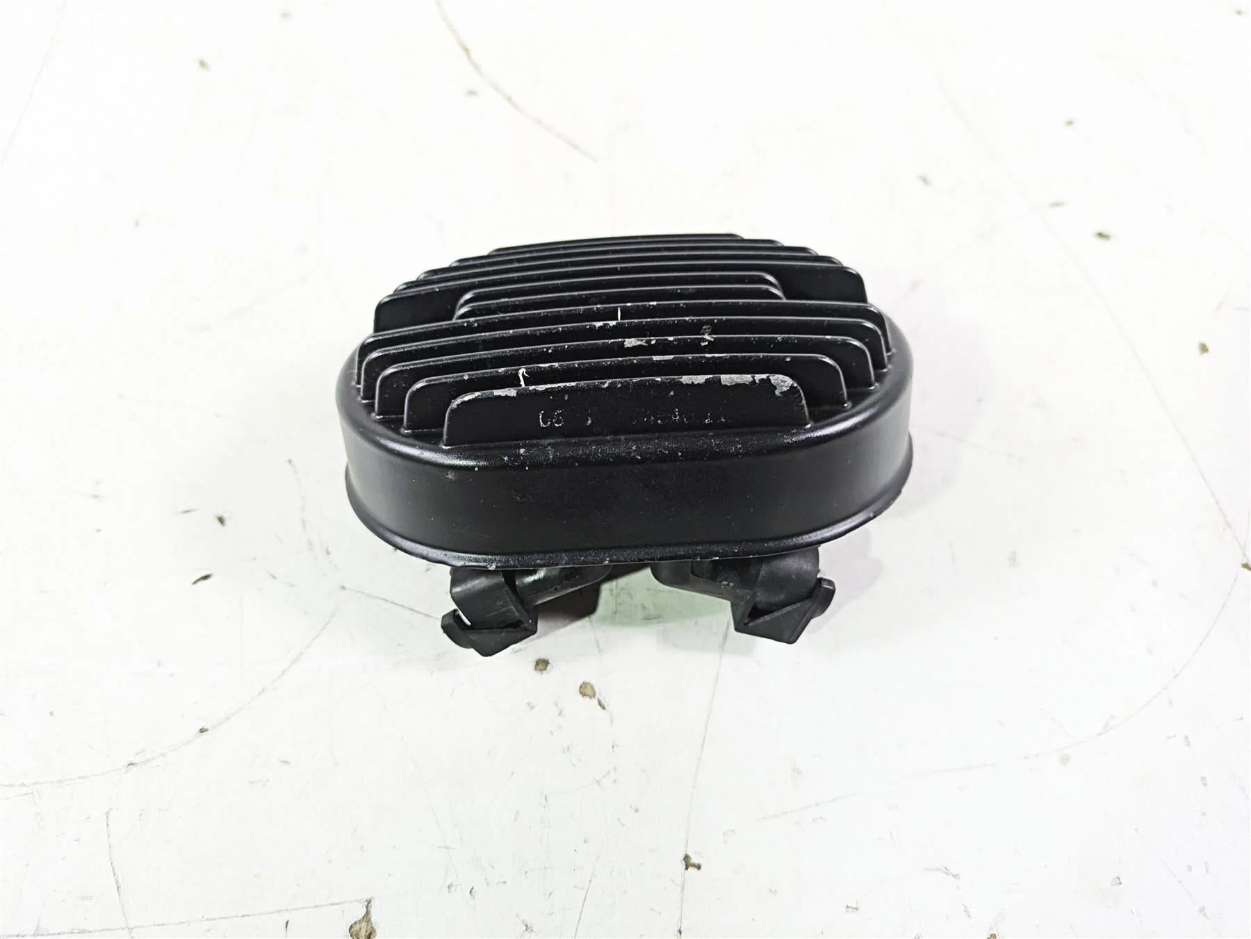 2016 Harley FLSTC Softail Heritage Rectifier Voltage Regulator 74540-11 - Image 3
