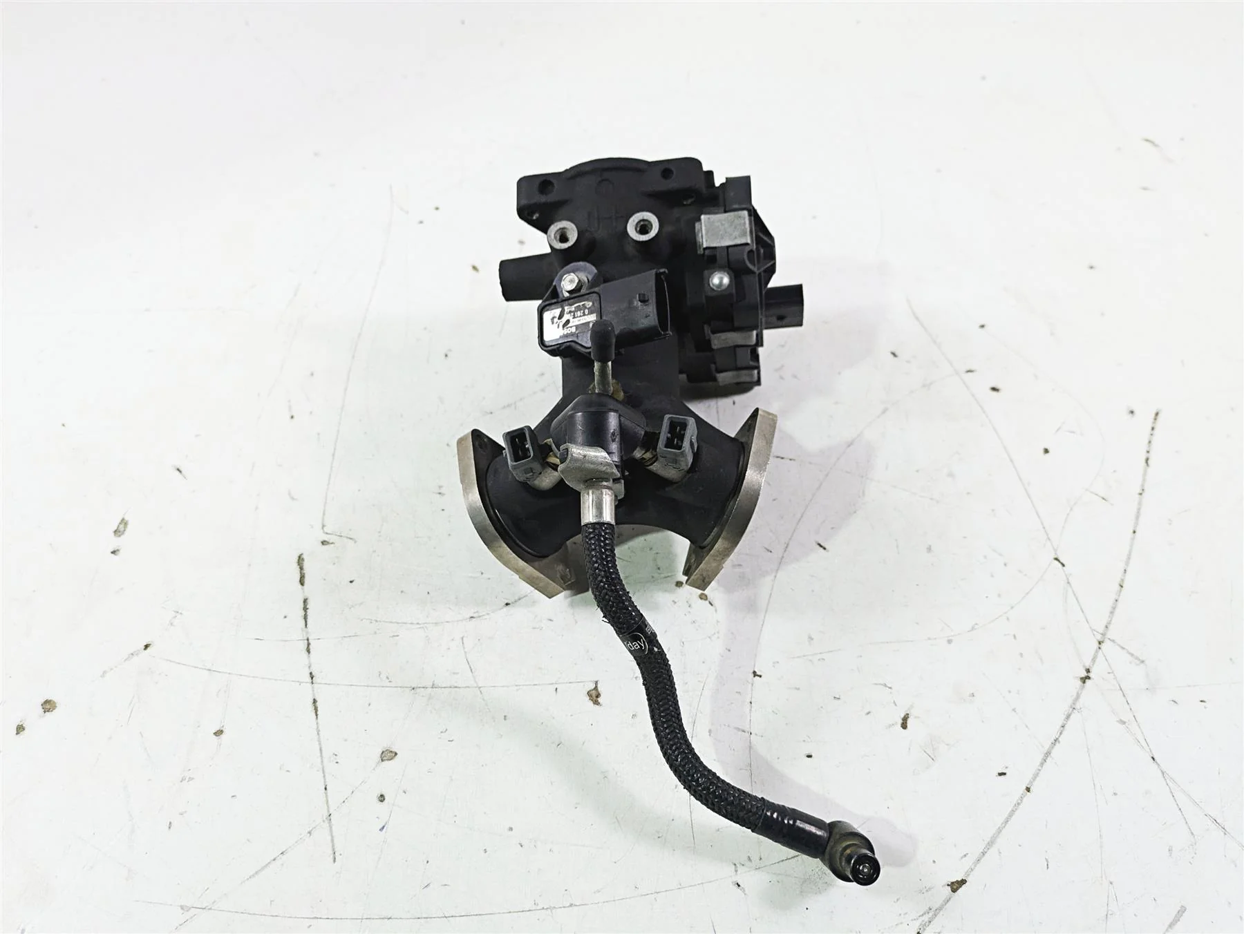 2016 Harley FLSTC Softail Heritage Throttle Body Fuel Injection 27685-11 - Image 4