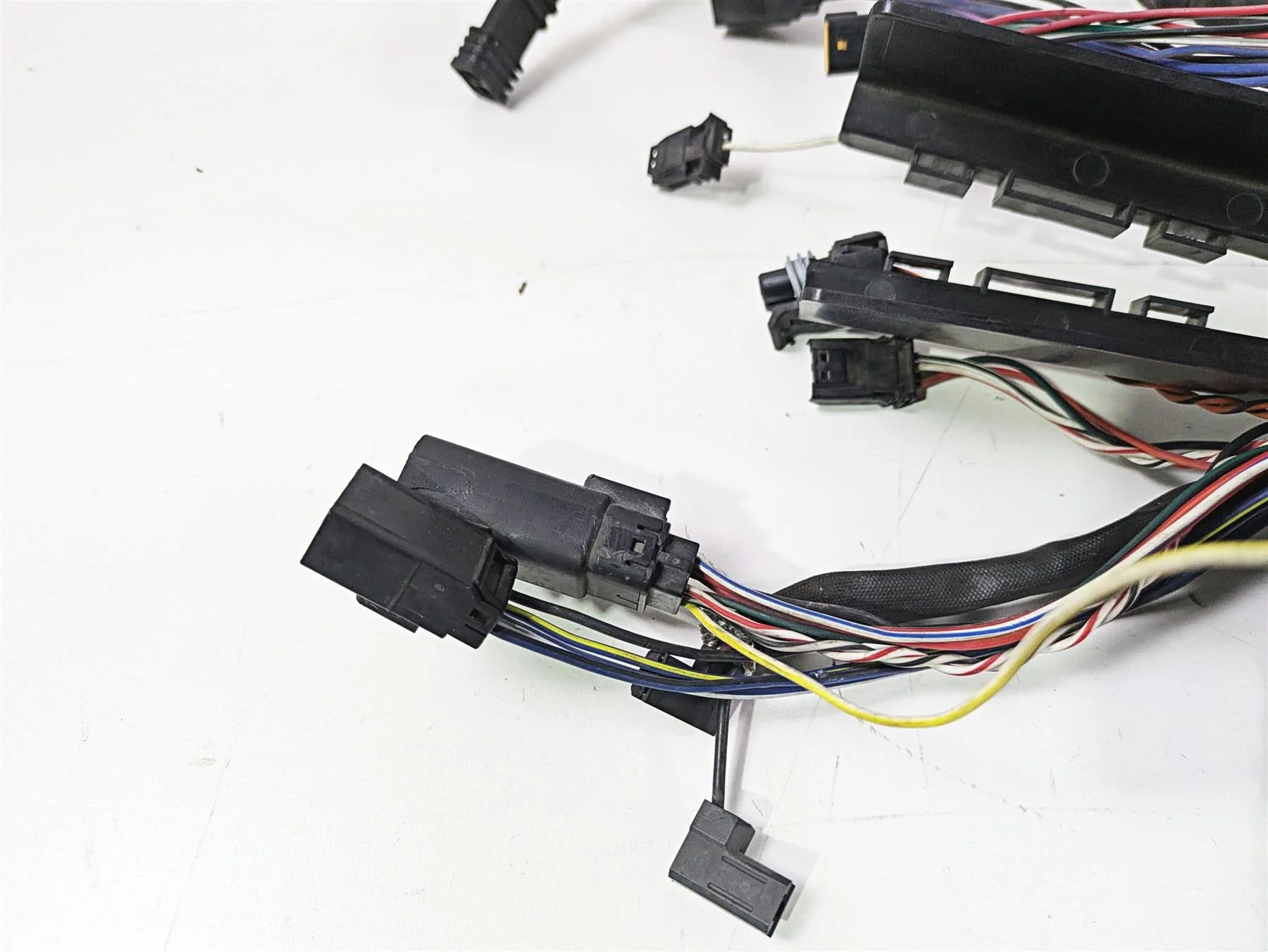 2016 Harley FLSTC Softail Heritage Wiring Harness Loom Abs READ 69201077 - Image 4