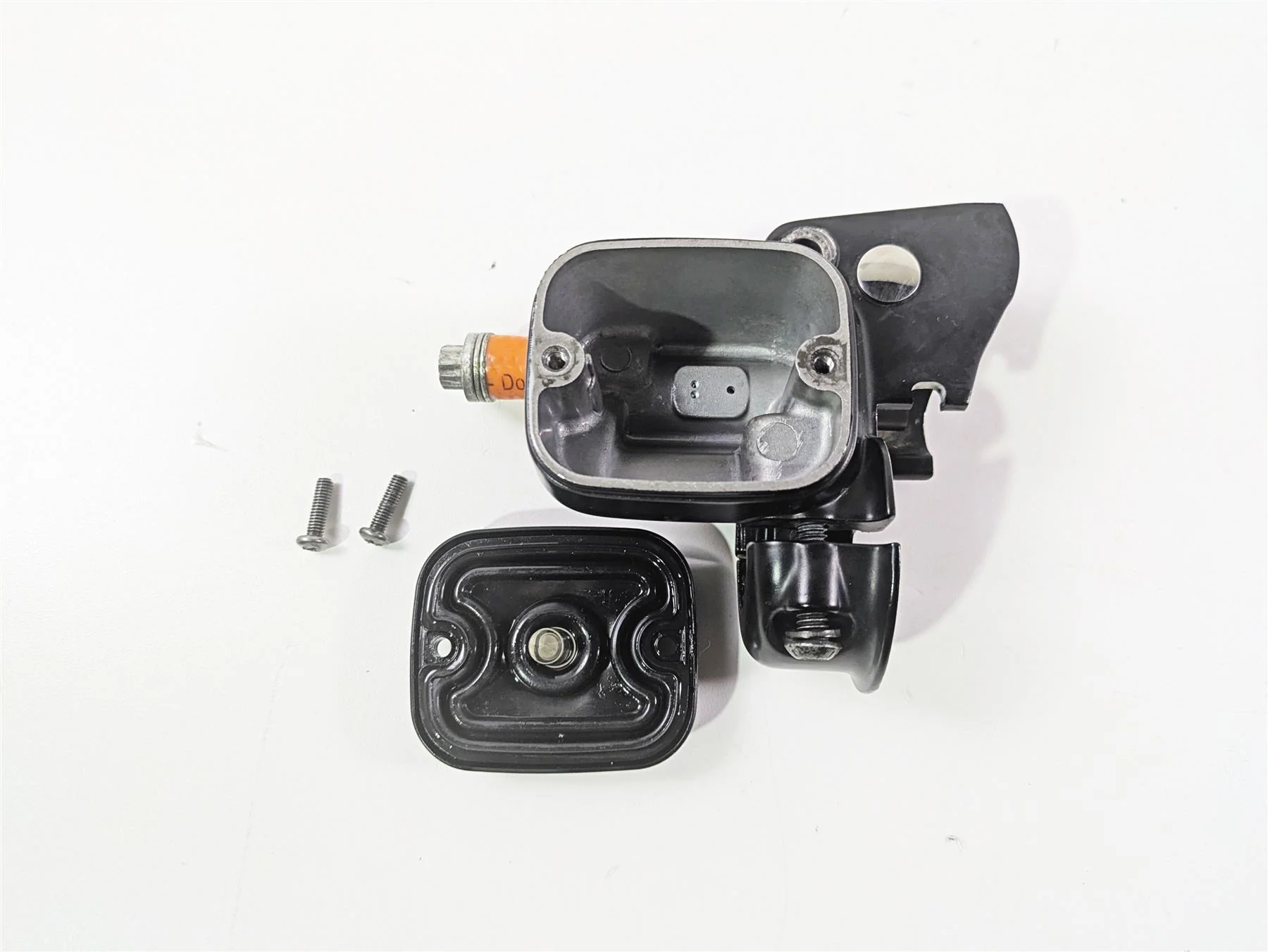 2016 Harley FXDF Dyna Fat Bob Front Brake Master Cylinder 11/16" 45170-08F - Image 2