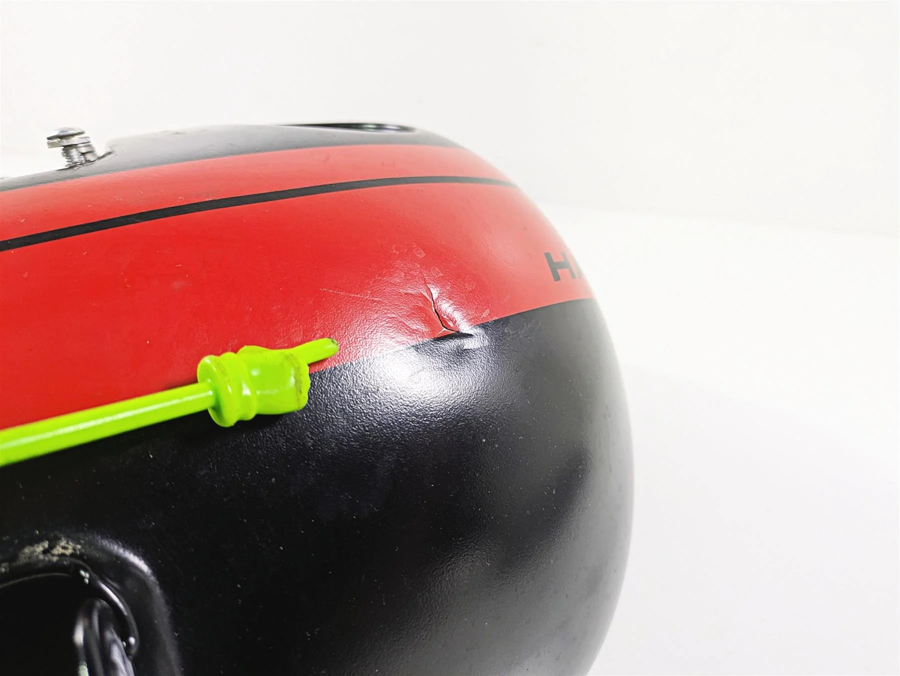 2016 Harley FXDF Dyna Fat Bob Fuel Gas Petrol Tank -Dented 61000705 - Image 7