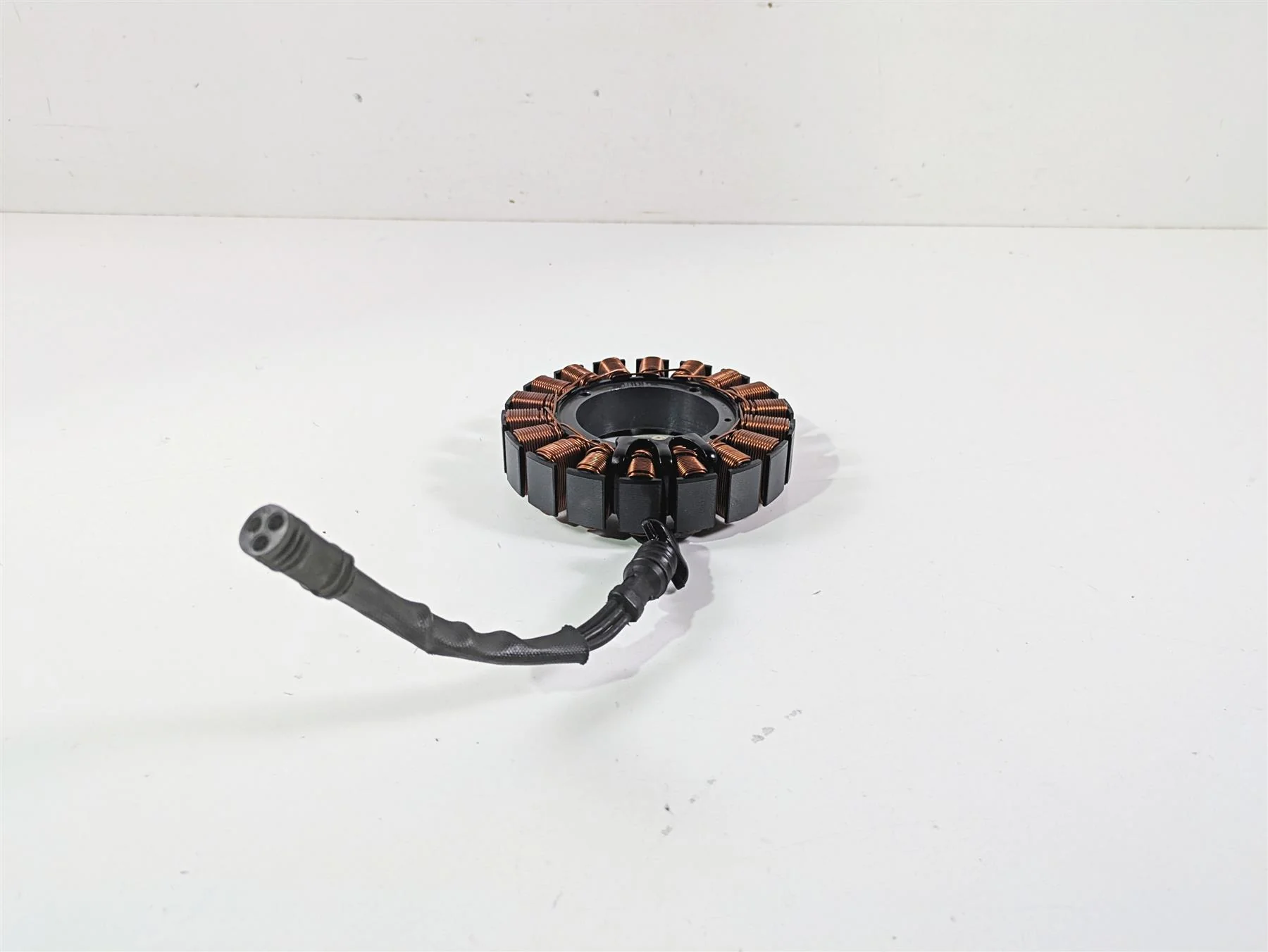 2016 Harley FXDF Dyna Fat Bob Ignition Stator Alternator 30017-08 - Image 4