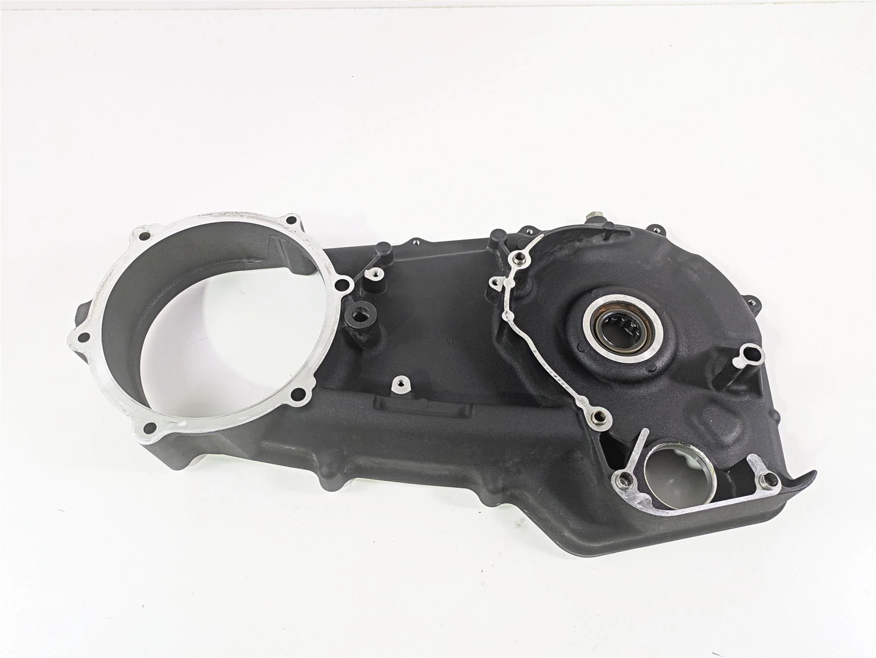 2016 Harley FXDF Dyna Fat Bob Inner Primary Drive Clutch Cover 60681-06C - Image 2