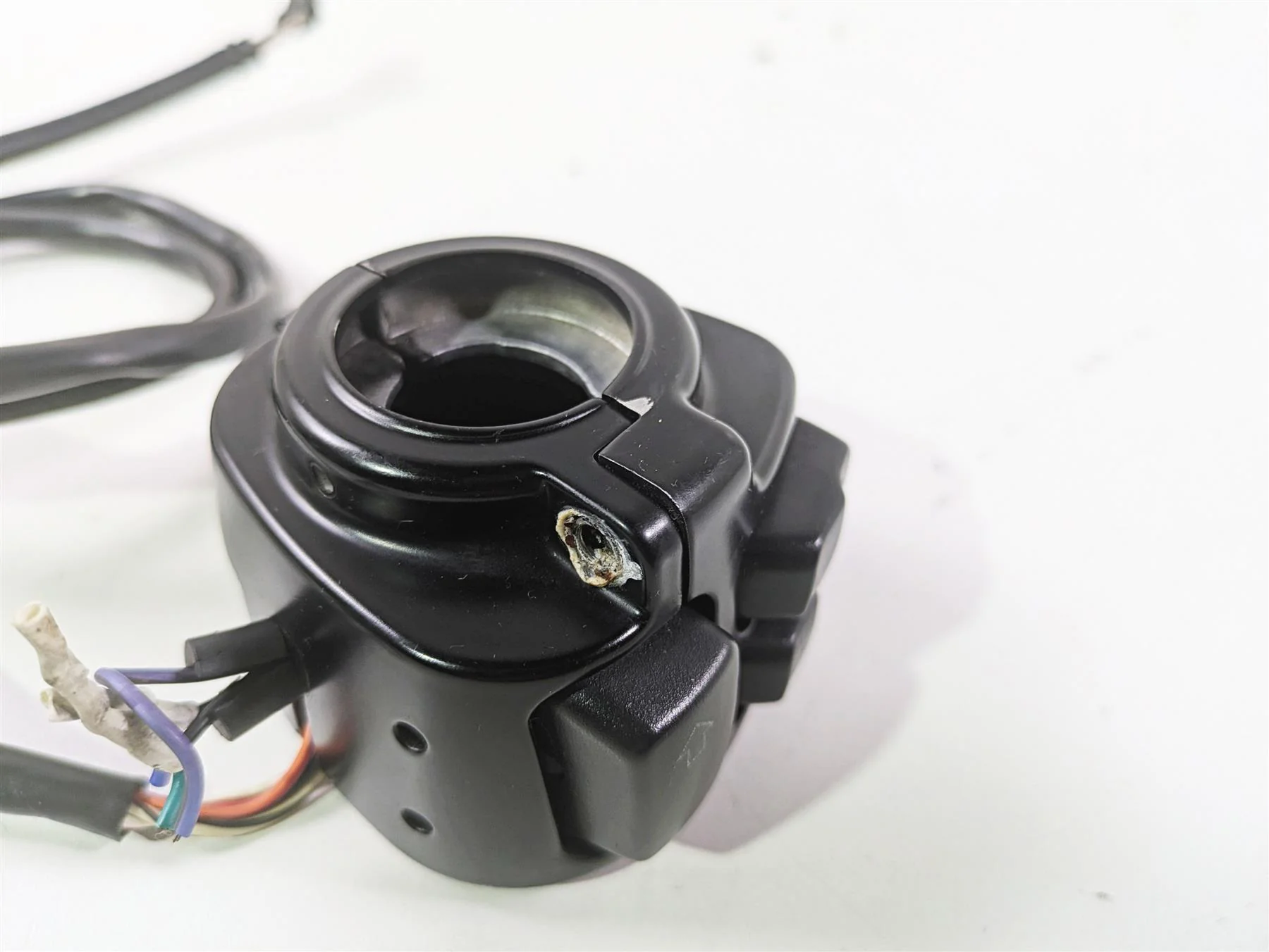 2016 Harley FXDF Dyna Fat Bob Left Blinker Control Switch - Read 71500372A - Image 10