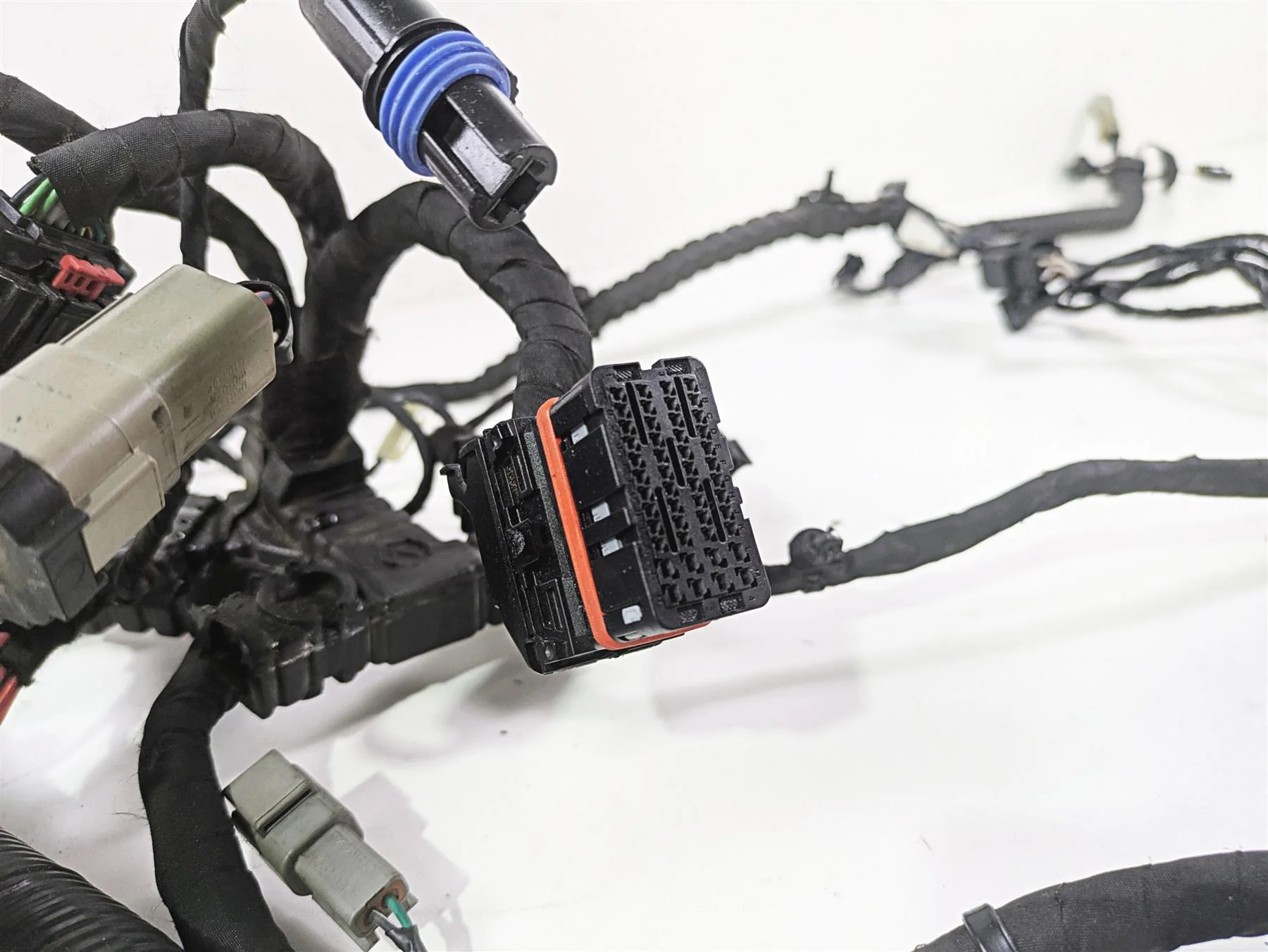 2016 Harley FXDF Dyna Fat Bob Main Wiring Harness Loom Non Abs - Read 71072-12A - Image 11