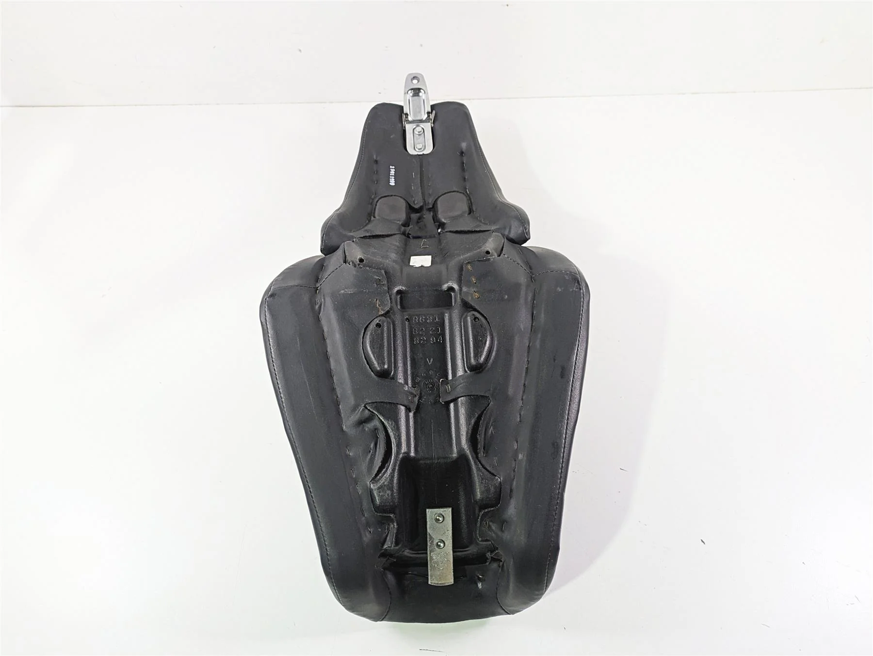 2016 Harley FXDF Dyna Fat Bob Oem Stock  Seat Saddle Set 52000117 - Image 7