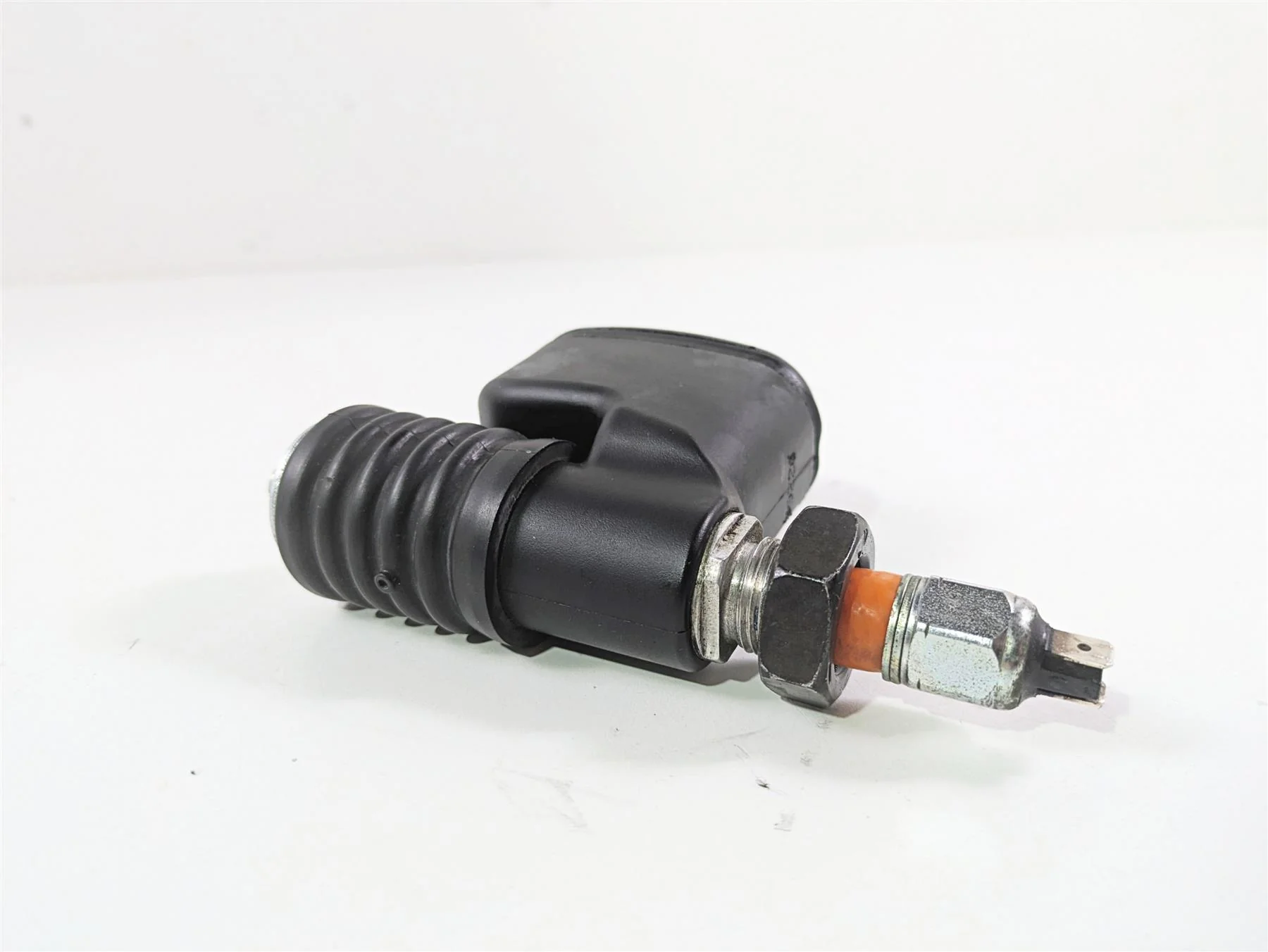 2016 Harley FXDF Dyna Fat Bob Rear Brake Master Cylinder 41700060 - Image 10