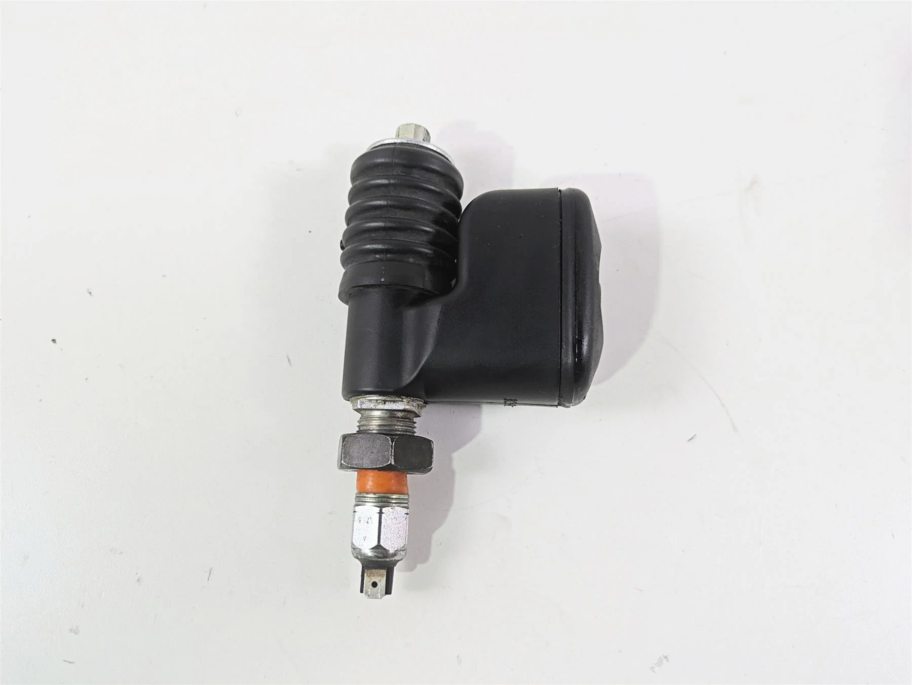 2016 Harley FXDF Dyna Fat Bob Rear Brake Master Cylinder 41700060 - Image 7