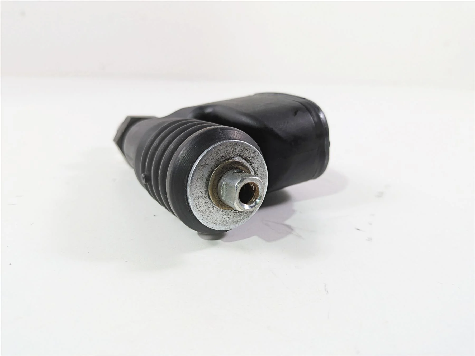2016 Harley FXDF Dyna Fat Bob Rear Brake Master Cylinder 41700060 - Image 9