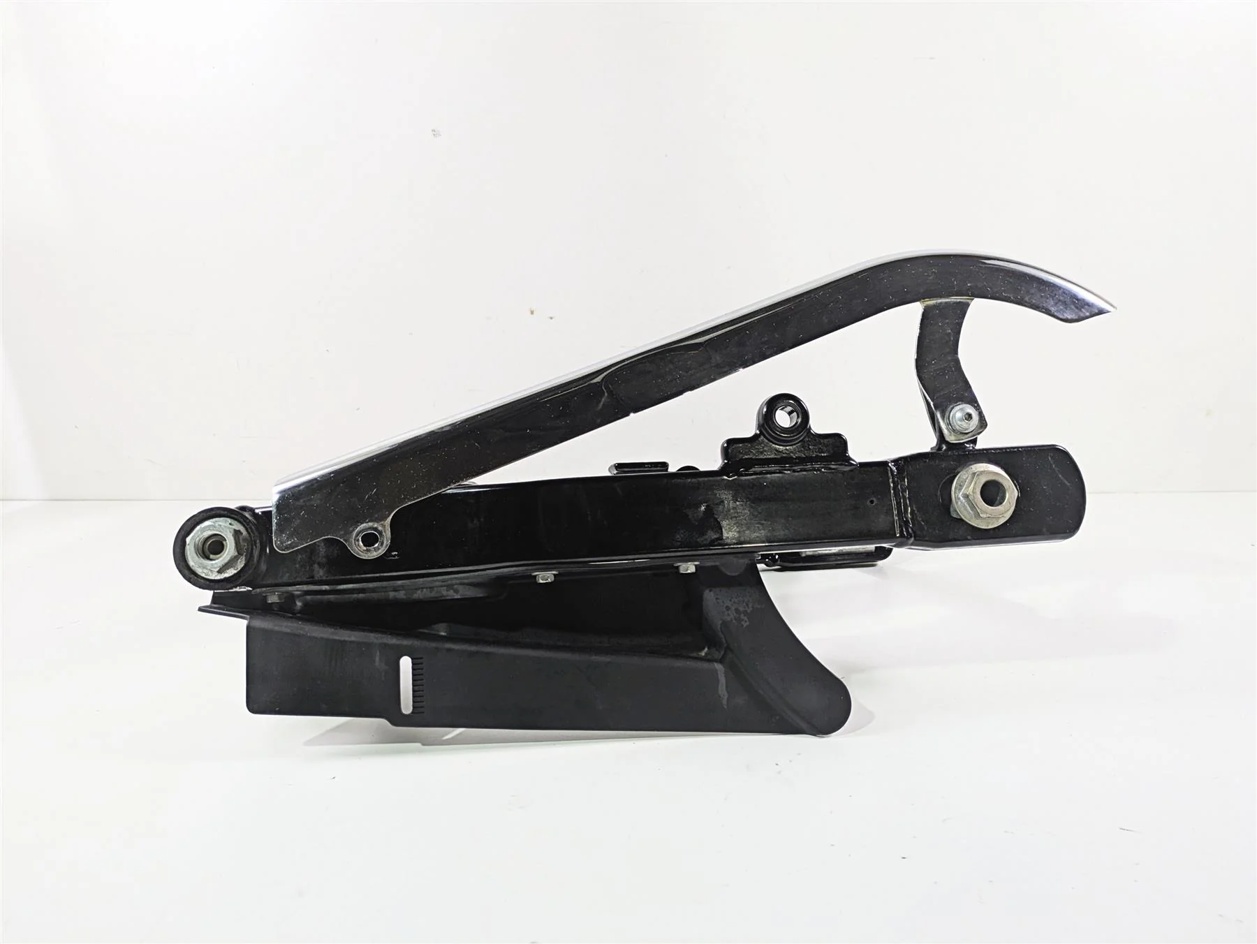 2016 Harley FXDF Dyna Fat Bob Rear Swingarm & Belt Guards 47820-10 - Image 11