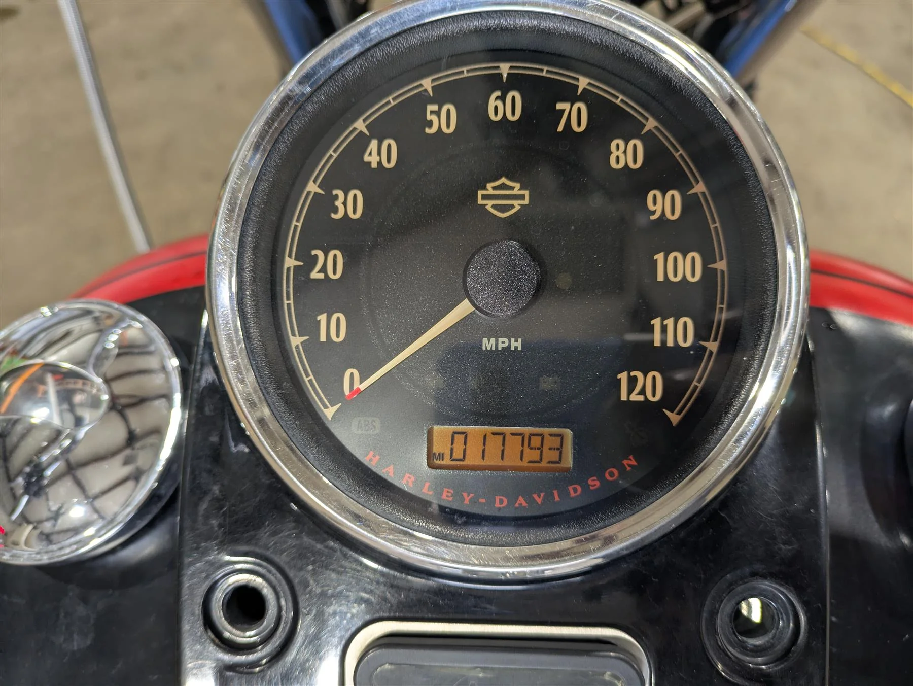 2016 Harley FXDF Dyna Fat Bob Speedometer Gauge Instrument 17K 67096-12A - Image 2