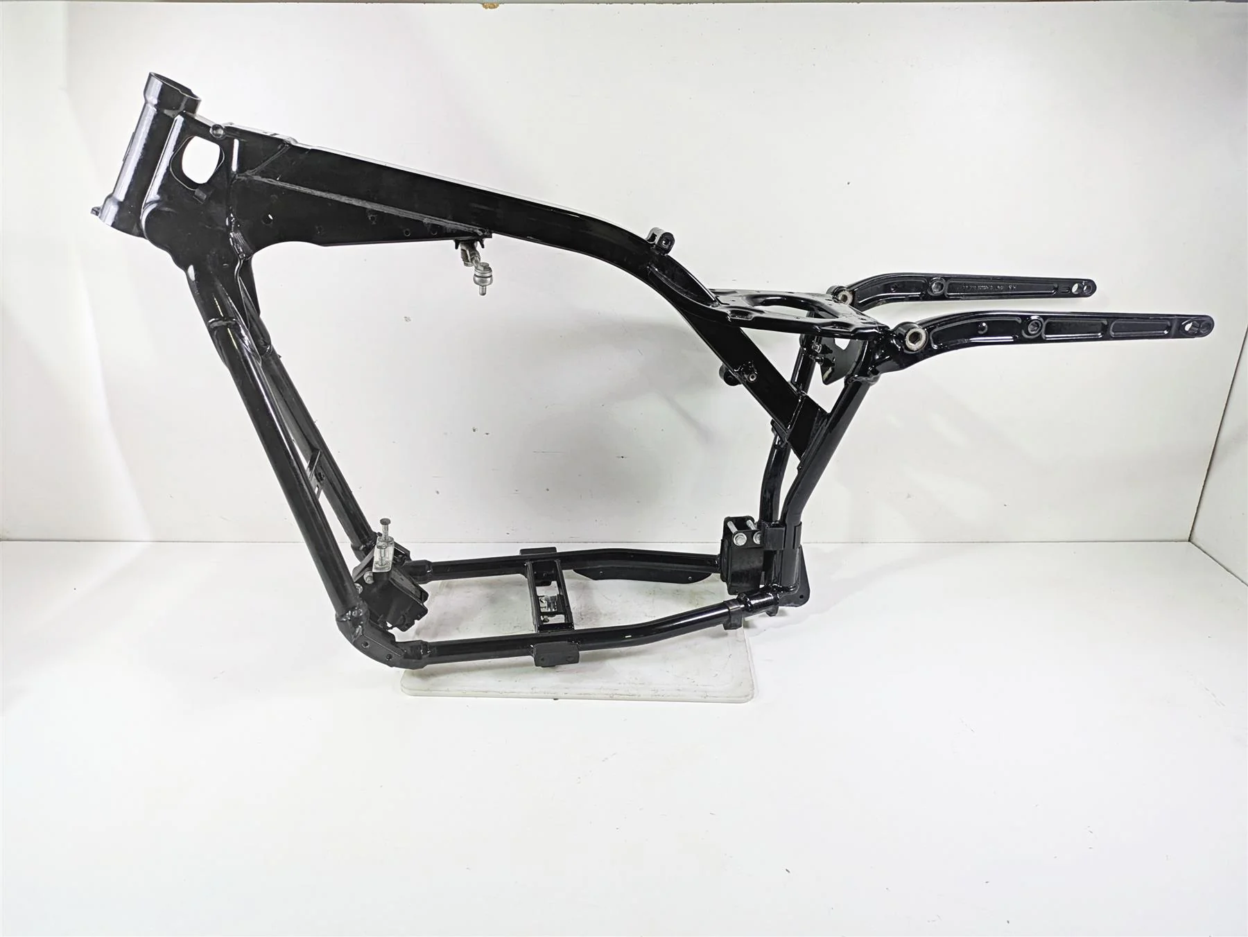 2016 Harley FXDF Dyna Fat Bob Straight Main Frame Chassis 29dgr With Clean California Title 47760-10A