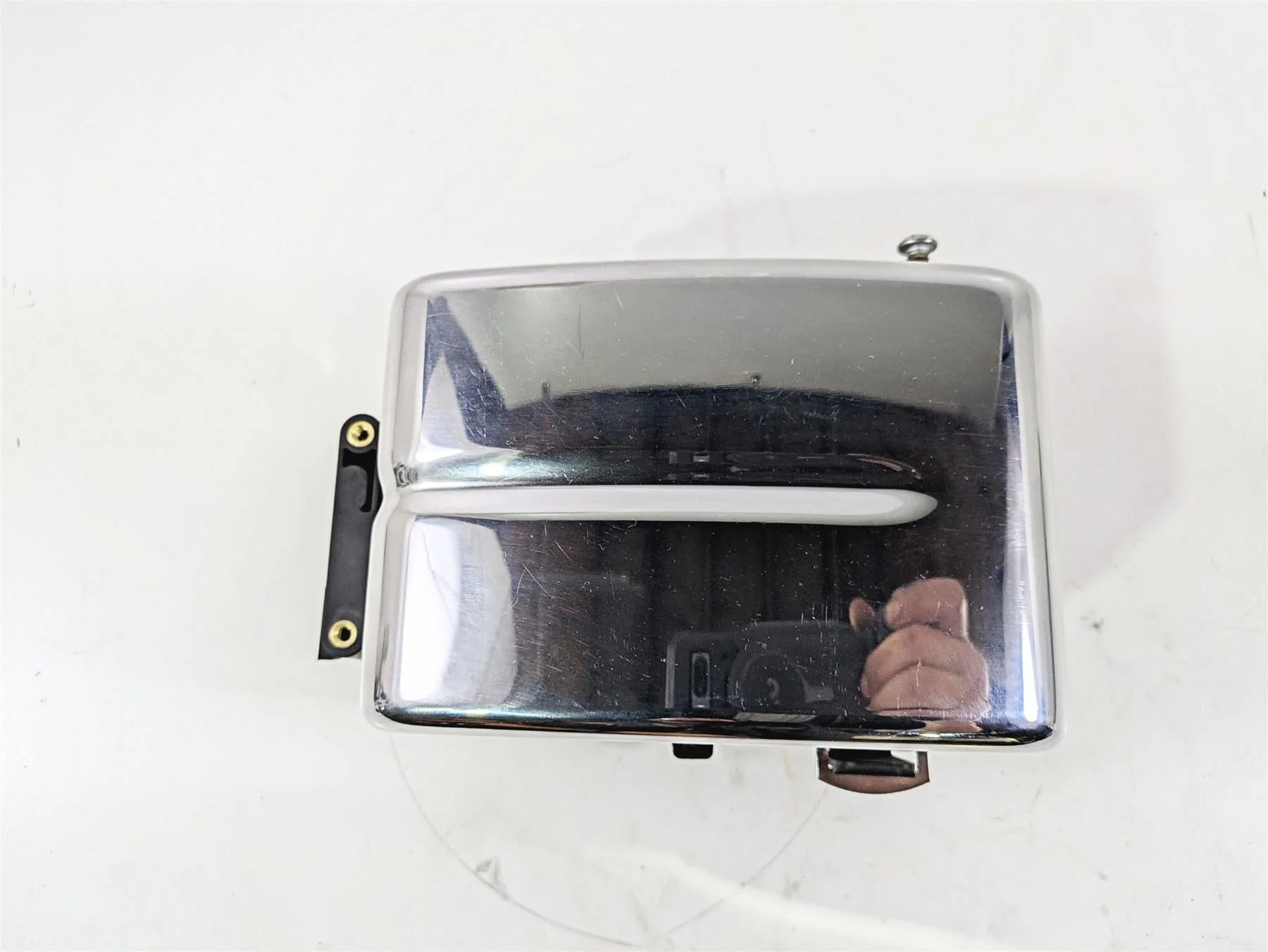 2016 Harley FXDL Dyna Low Rider Electric Holder Tray Stay & Cover 70367-12 - Image 6