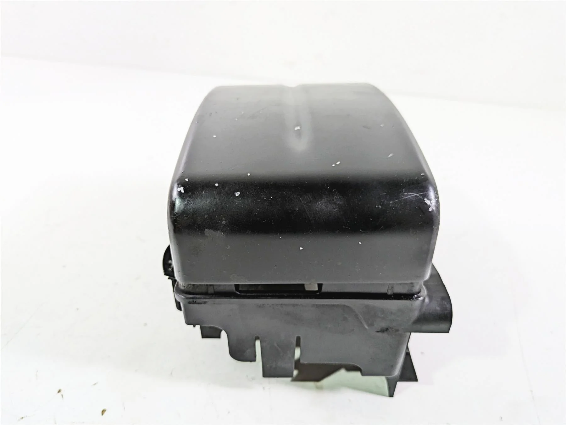 2016 Harley FXDL Dyna Low Rider Electrical Holder Tray & Cover 70367-12 - Image 4