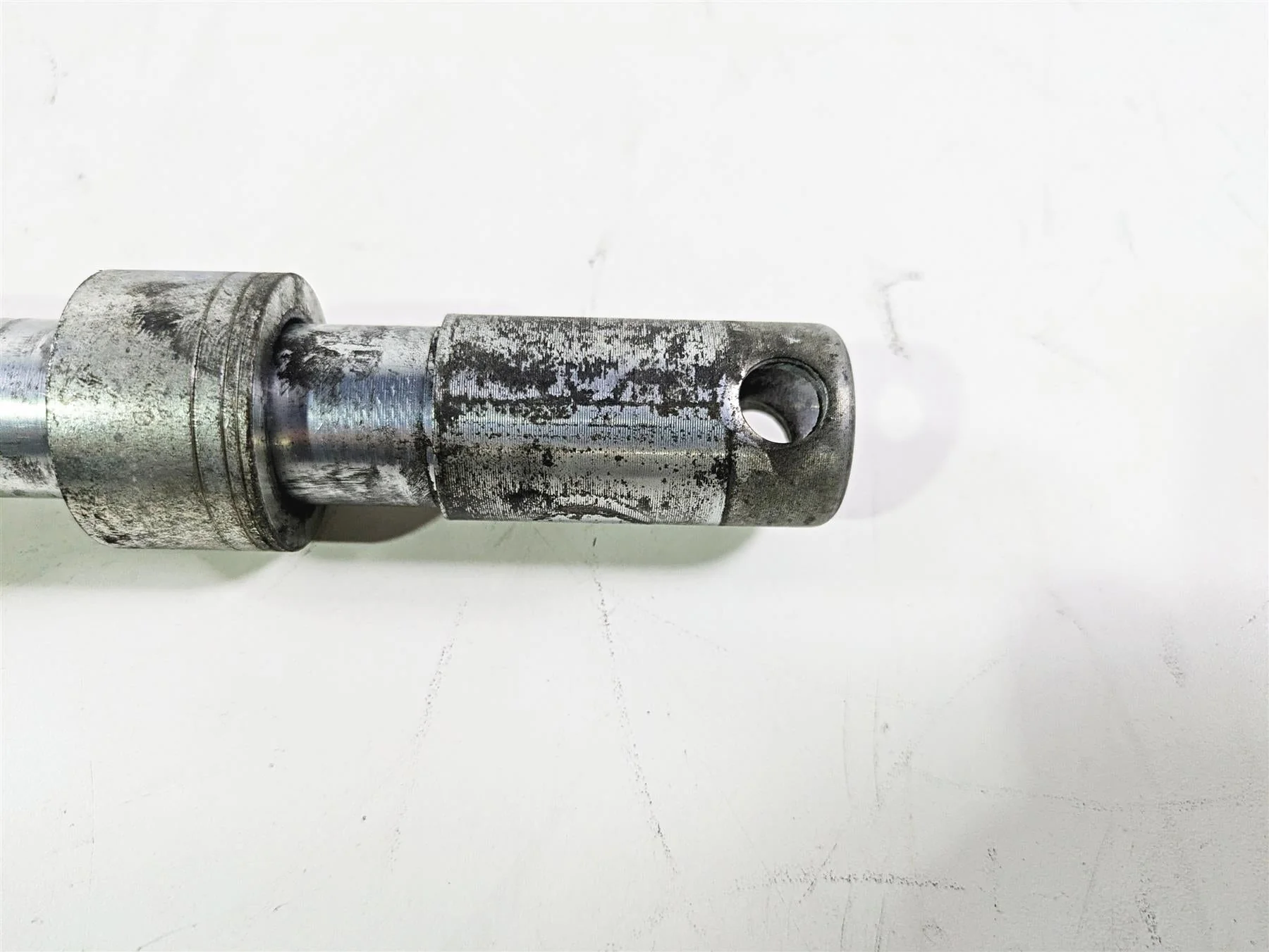 2016 Harley FXDL Dyna Low Rider Front Axle Wheel Spindle 25mm 41628-08 - Image 6
