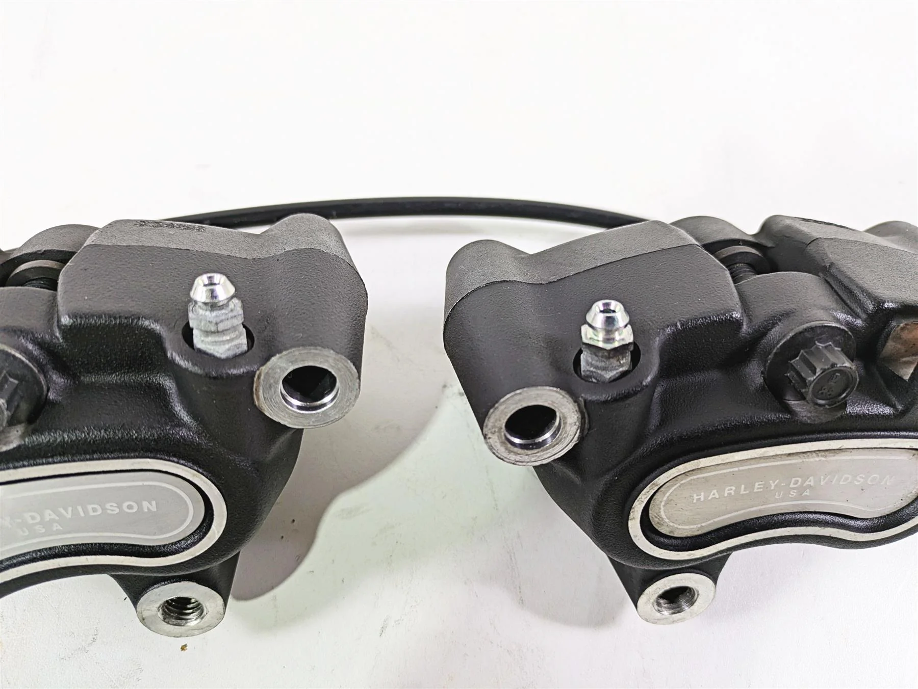 2016 Harley FXDL Dyna Low Rider Front Brake Caliper Set 41300001 41300002 - Image 7