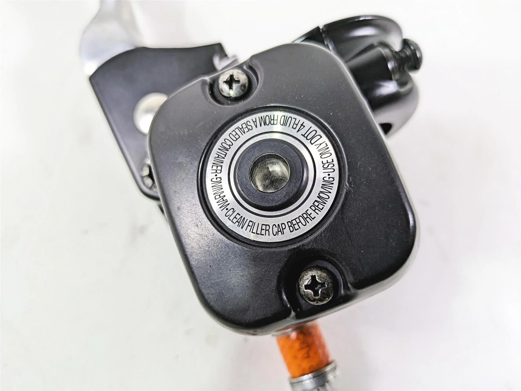 2016 Harley FXDL Dyna Low Rider Front Brake Master Cylinder 11/16" 45170-08F - Image 9