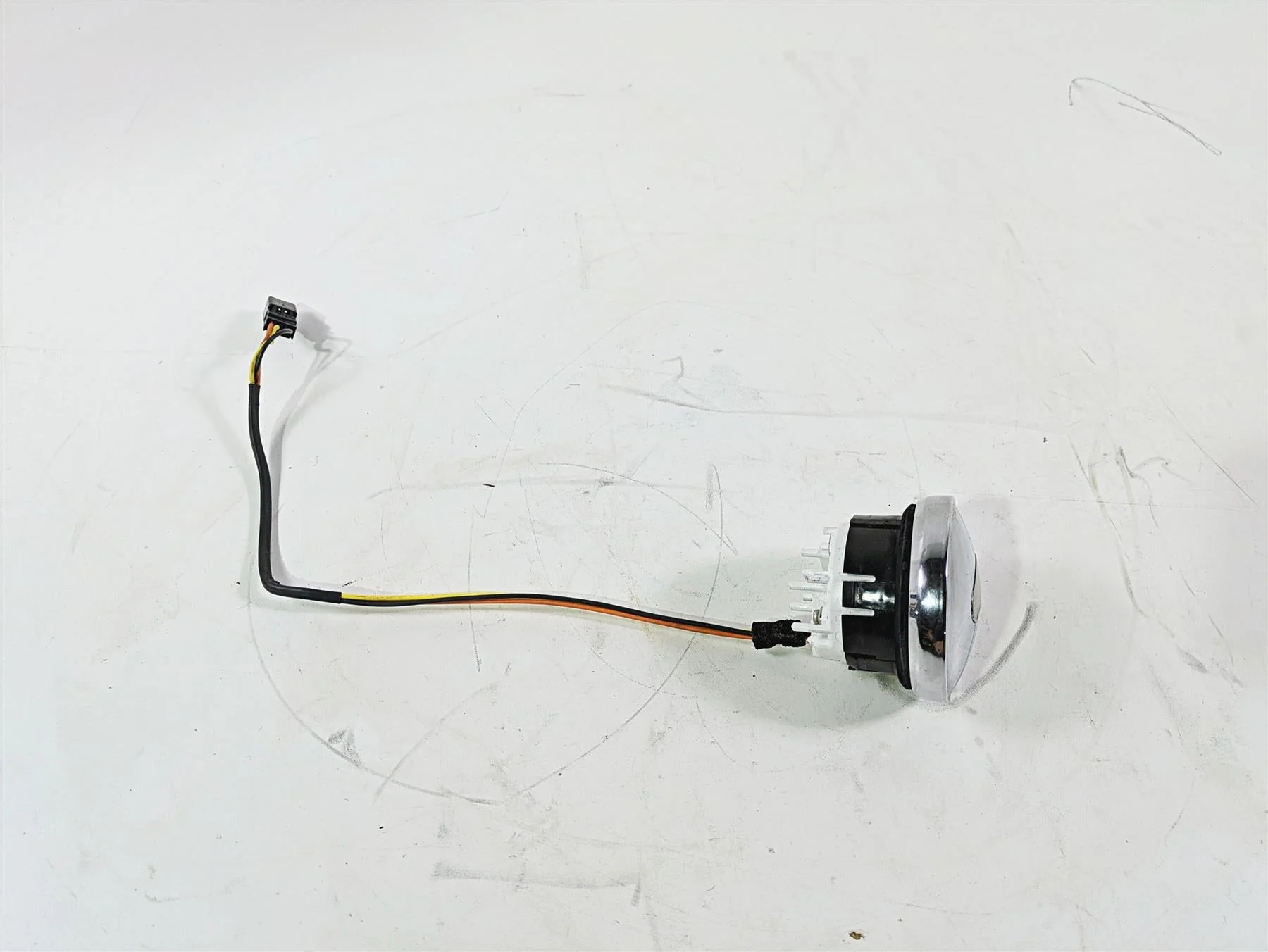 2016 Harley FXDL Dyna Low Rider Fuel Gas Petrol Level Gauge Instrument 75241-08 - Image 4