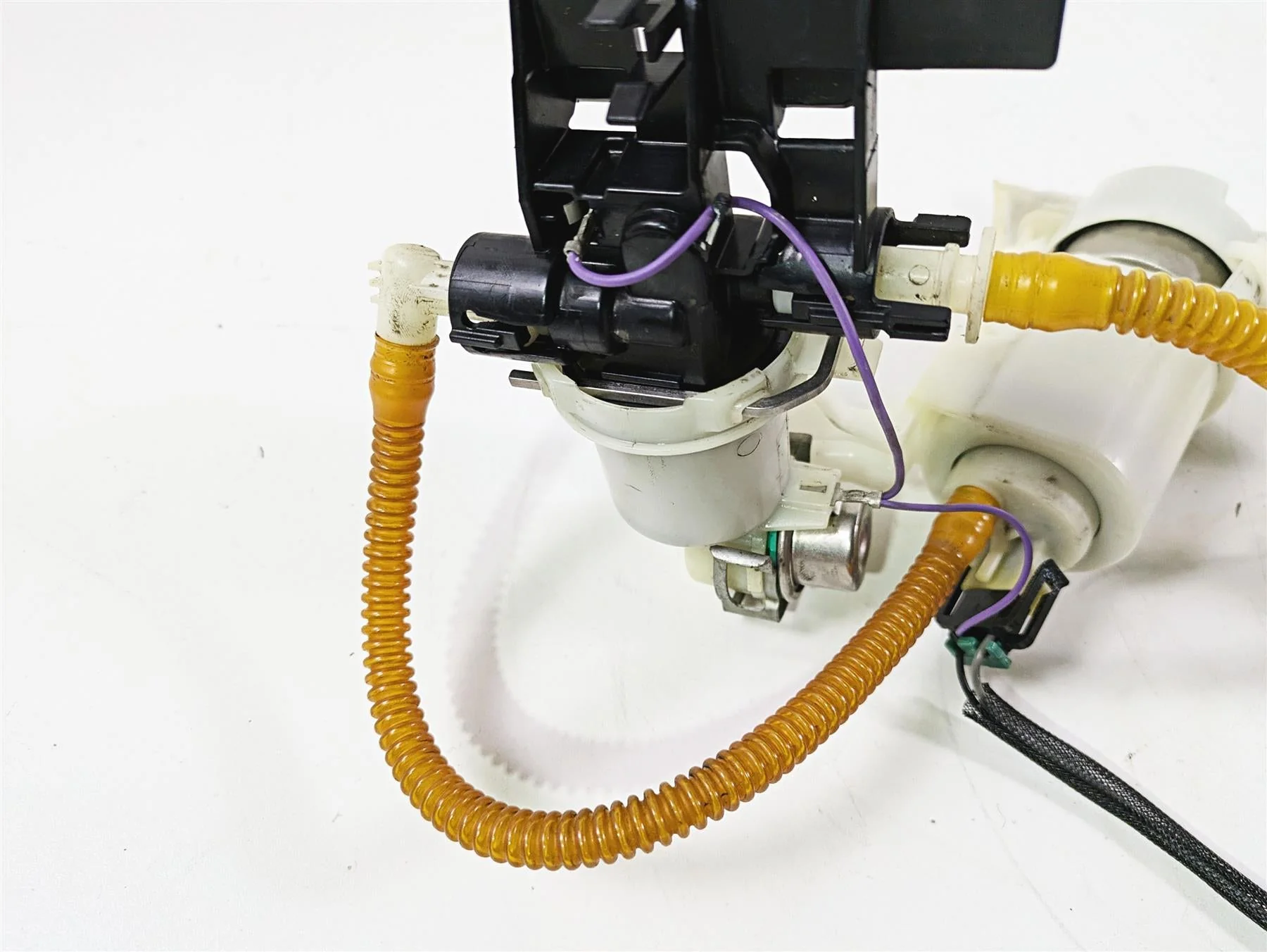 2016 Harley FXDL Dyna Low Rider Fuel Gas Petrol Pump - Tested 75246-04A - Image 10