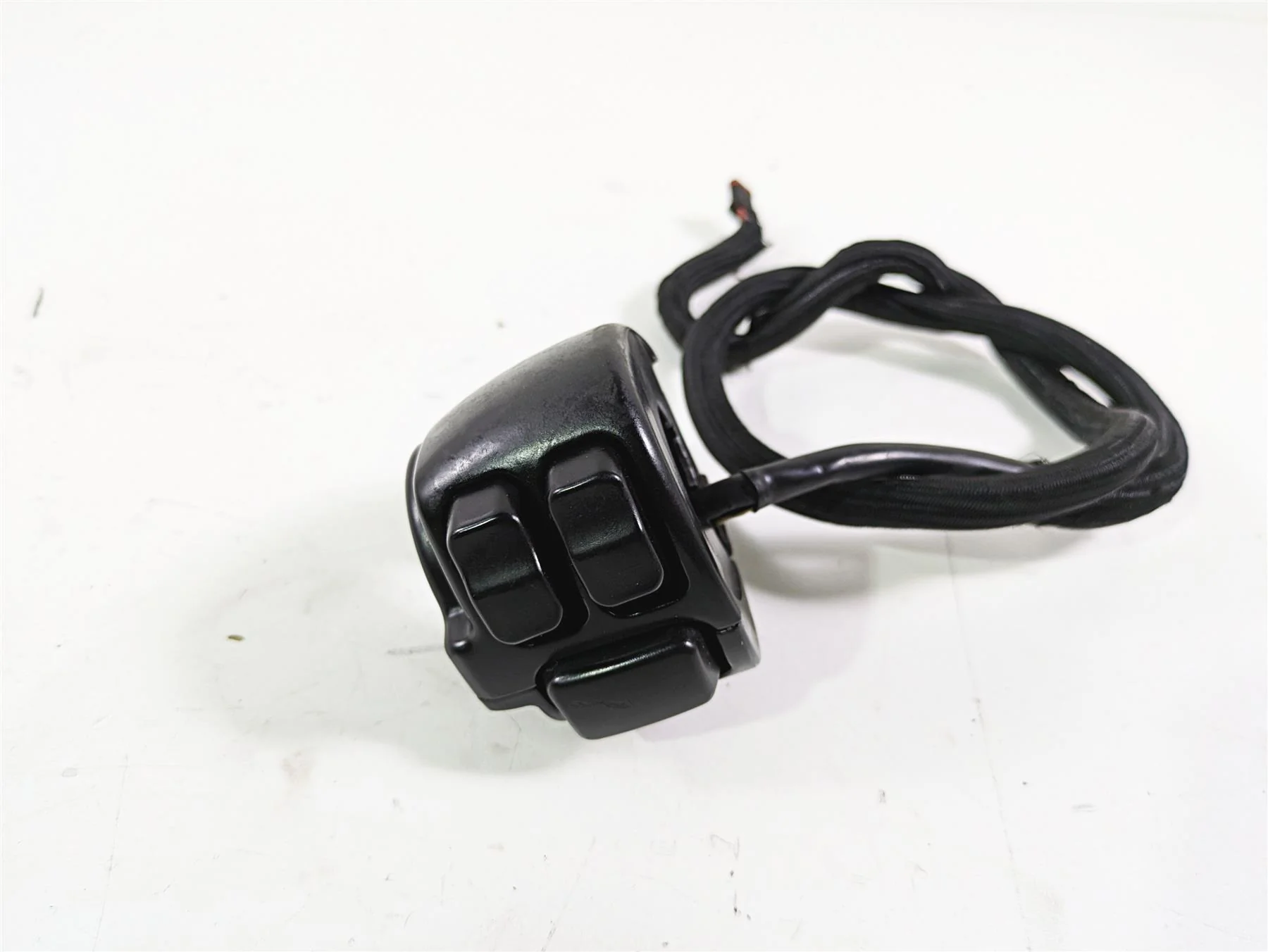 2016 Harley FXDL Dyna Low Rider Left Hand Control Switch - Read 71500372
