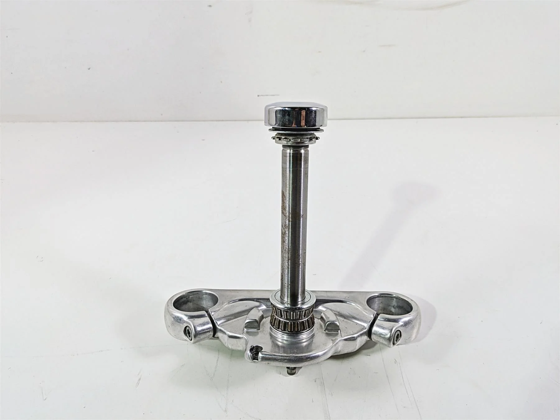 2016 Harley FXDL Dyna Low Rider Lower Triple Tree Clamp 49mm 45539-08 - Image 2