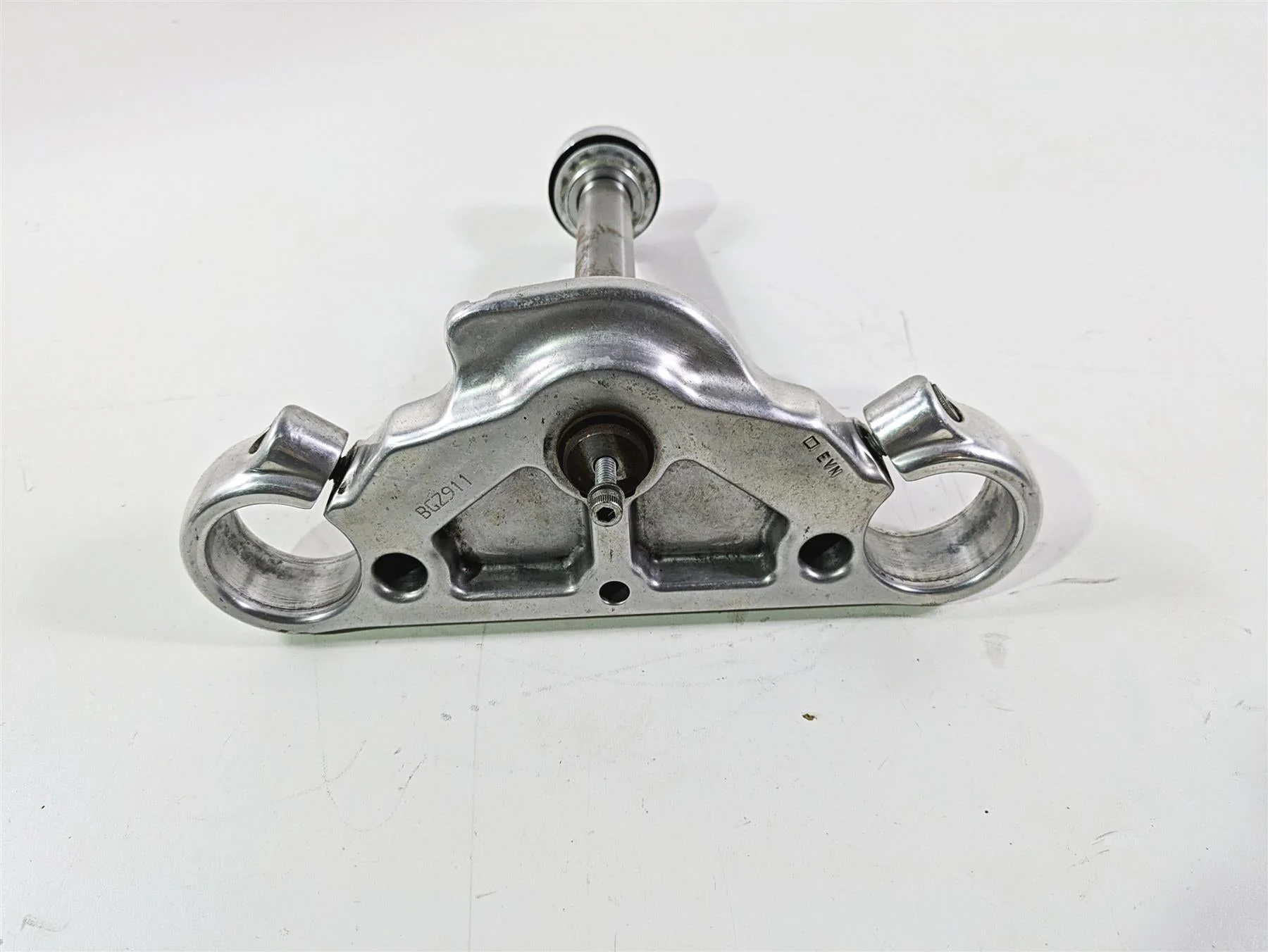 2016 Harley FXDL Dyna Low Rider Lower Triple Tree Clamp 49mm 45539-08 - Image 8
