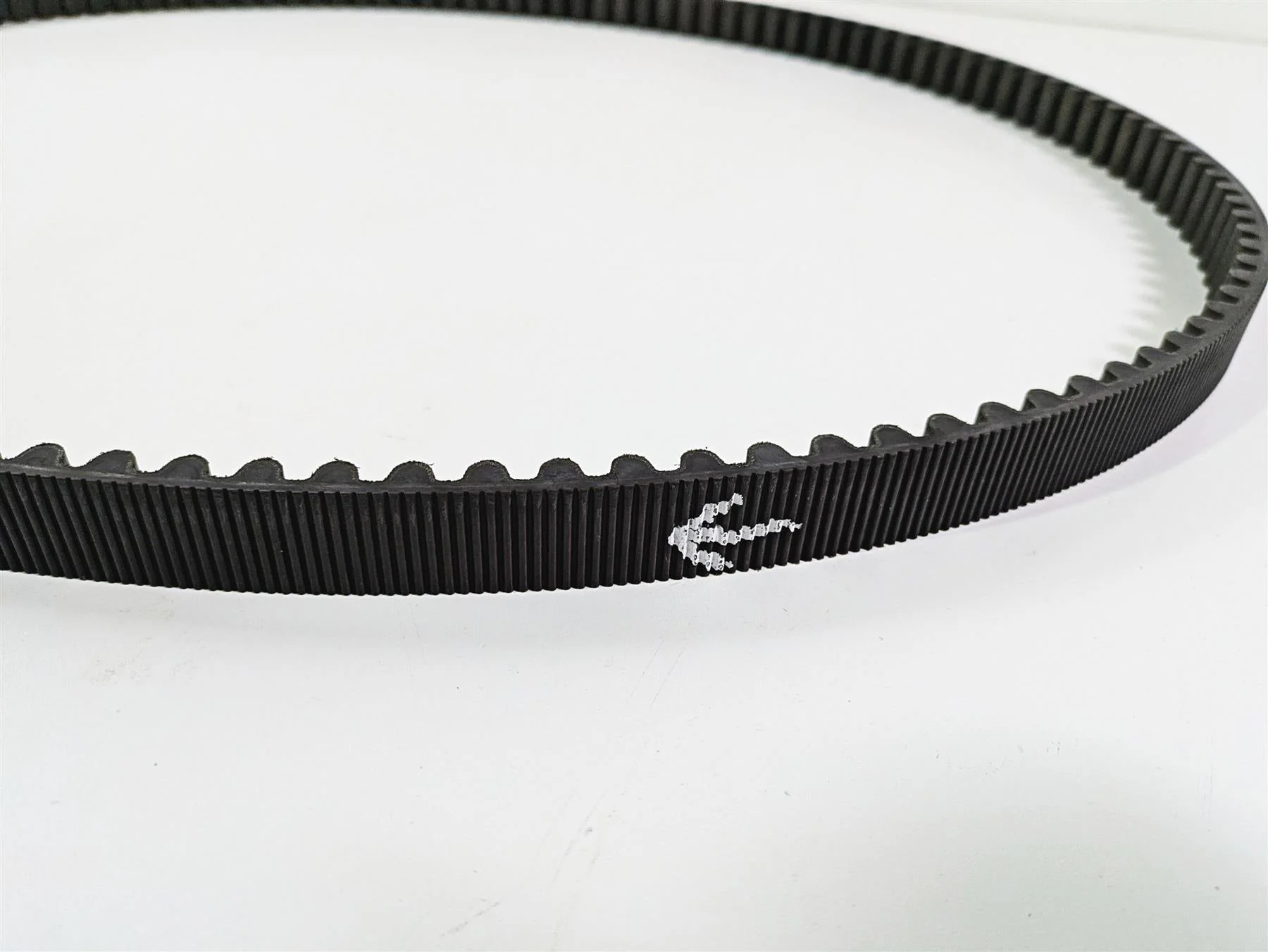2016 Harley FXDL Dyna Low Rider Rear Drive Belt 131T 1" 40046-07 - Image 3