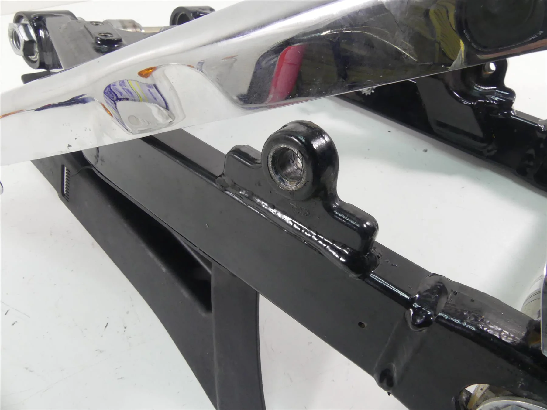 2016 Harley FXDL Dyna Low Rider Rear Swingarm & Belt Guards & 25mm Axle 47820-10 - Image 11
