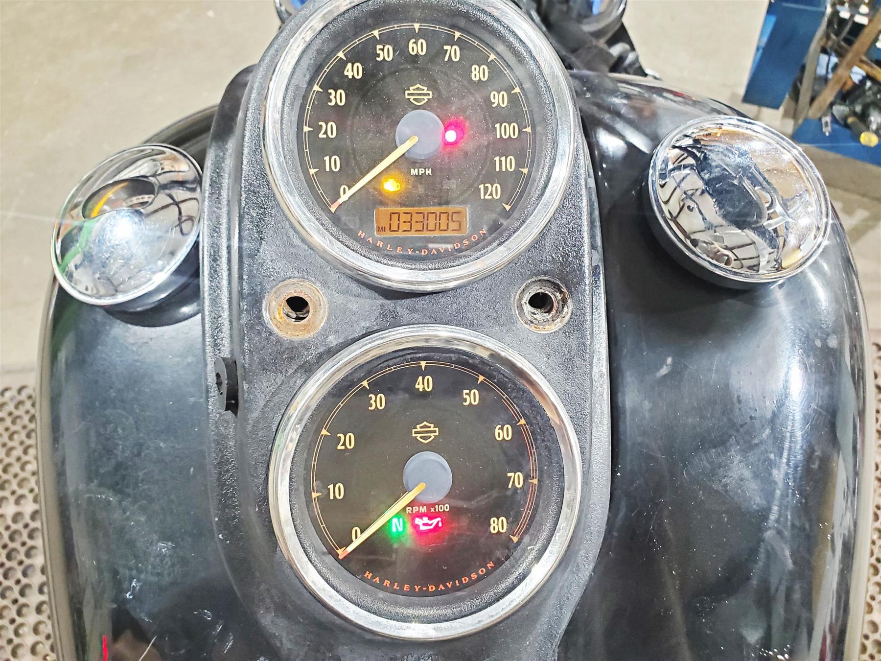2016 Harley FXDL Dyna Low Rider Speedometer Gauge Instrument 33k 67478-12A - Image 2