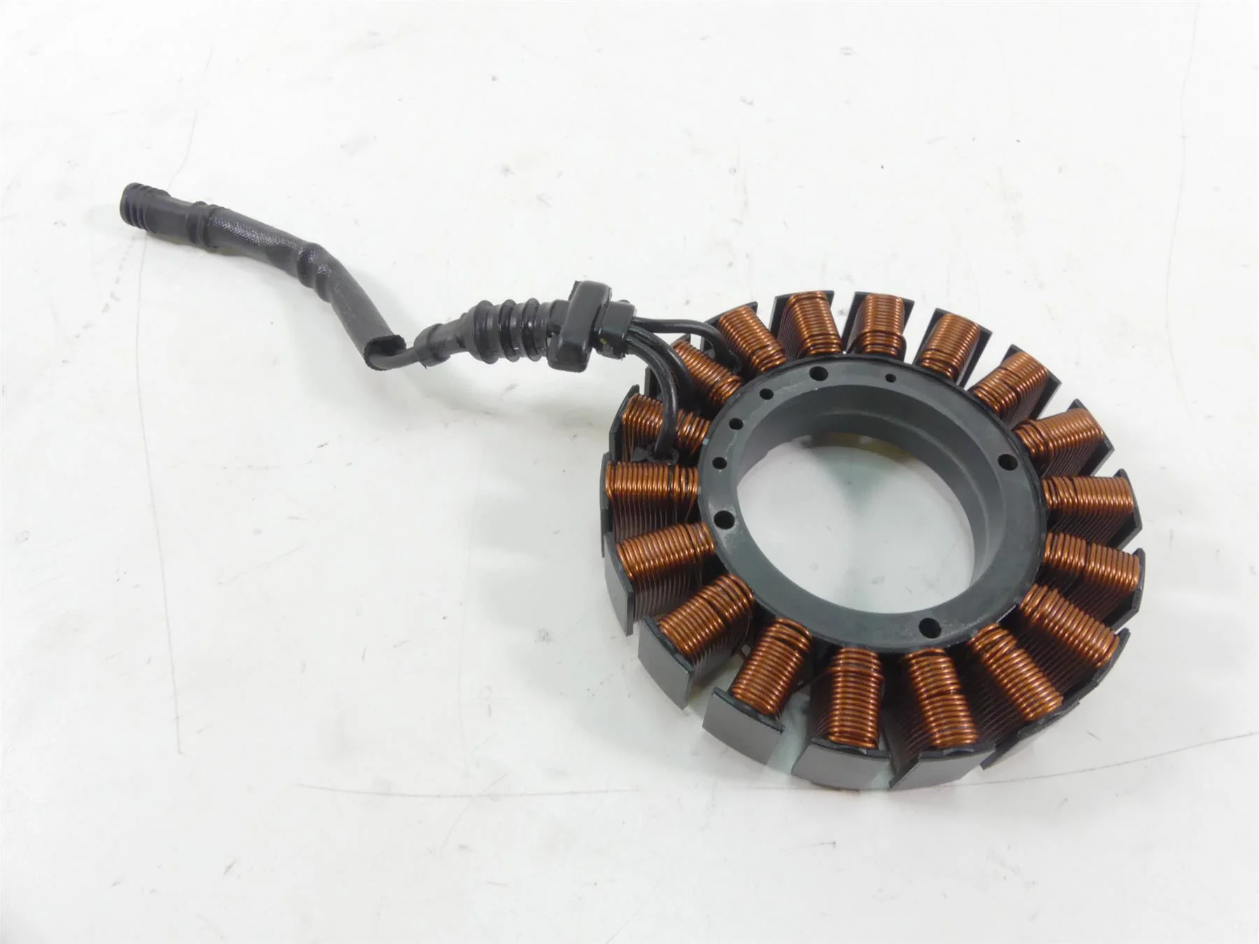 2016 Harley FXDLS Dyna Low Rider Ignition Stator Alternator Generator 30017-08 - Image 2