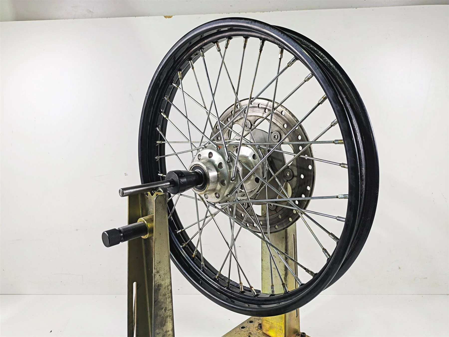 2016 Harley FXDWG Dyna Wide Glide 21x2.15 Front Wheel Spoke Rim - Read 41325-10 - Image 5