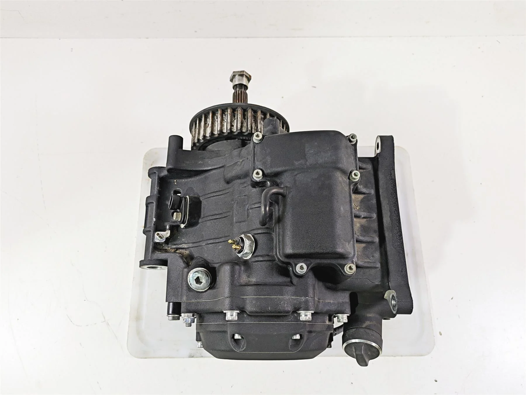 2016 Harley FXDWG Dyna Wide Glide 6-Speed Transmission Gear Box 33083-10A - Image 6