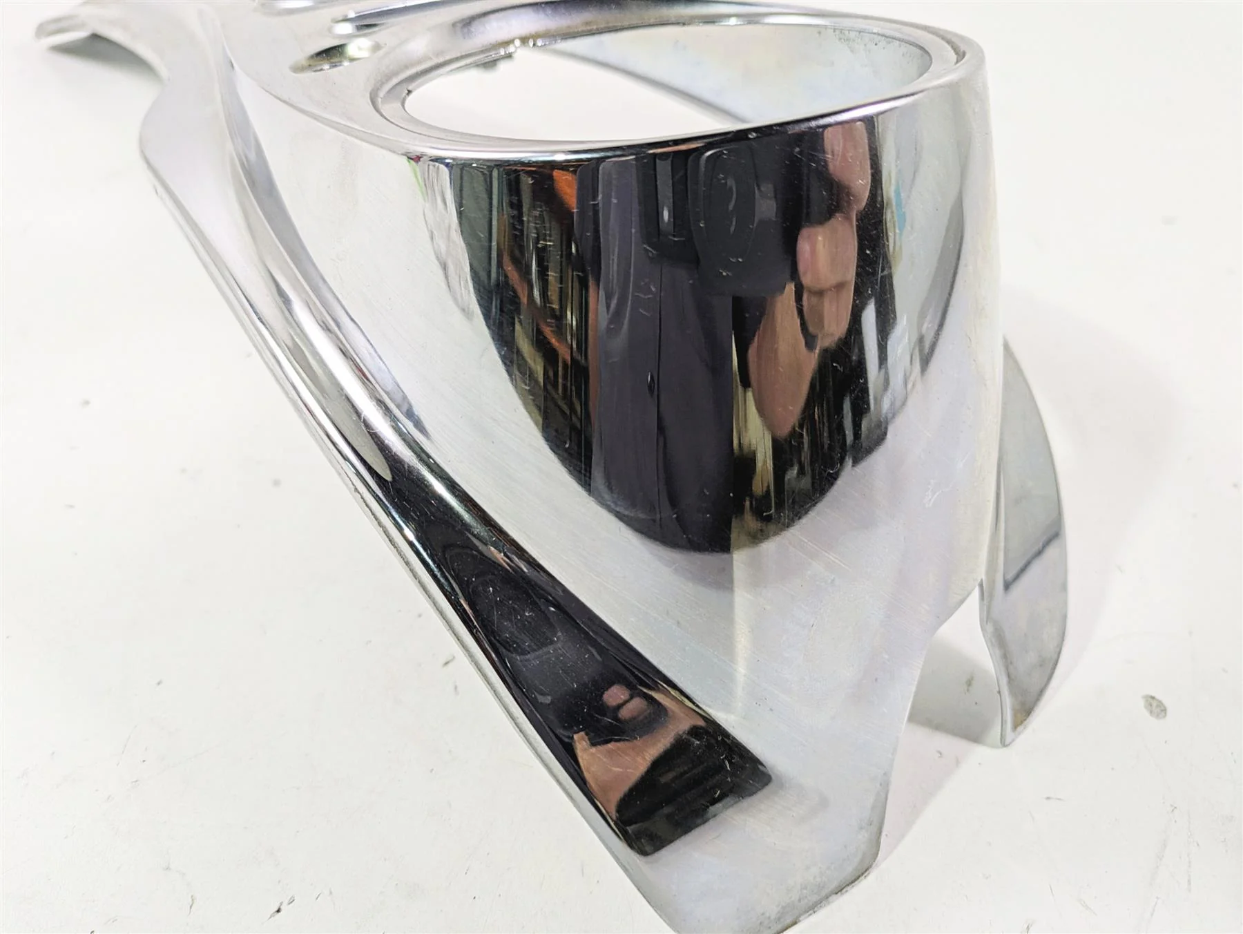 2016 Harley FXDWG Dyna Wide Glide Chrome Fuel Tank Dash Cover Console 70900048 - Image 12