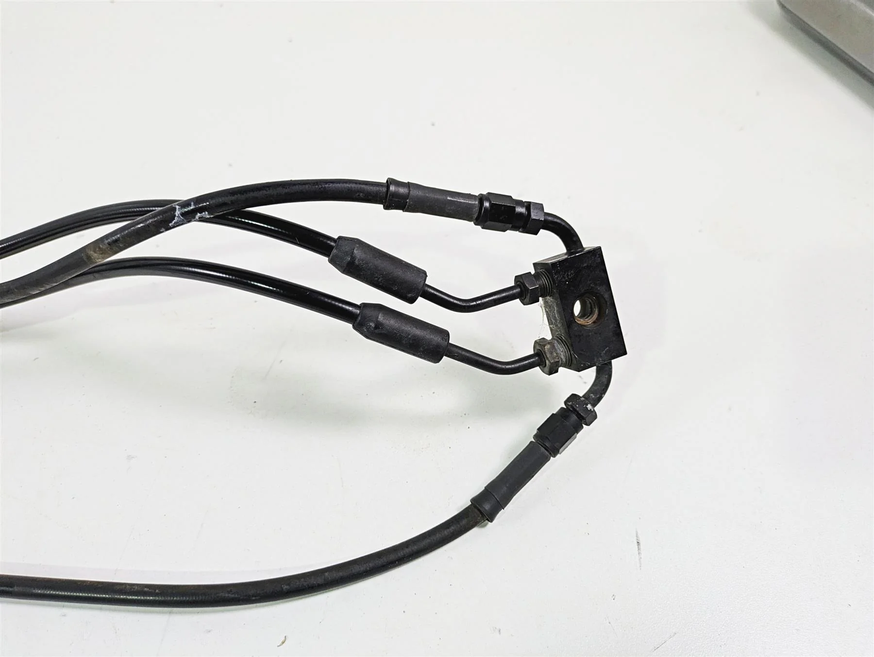 2016 Harley FXDWG Dyna Wide Glide Front Abs Brake Line Set 42940-12A - Image 7