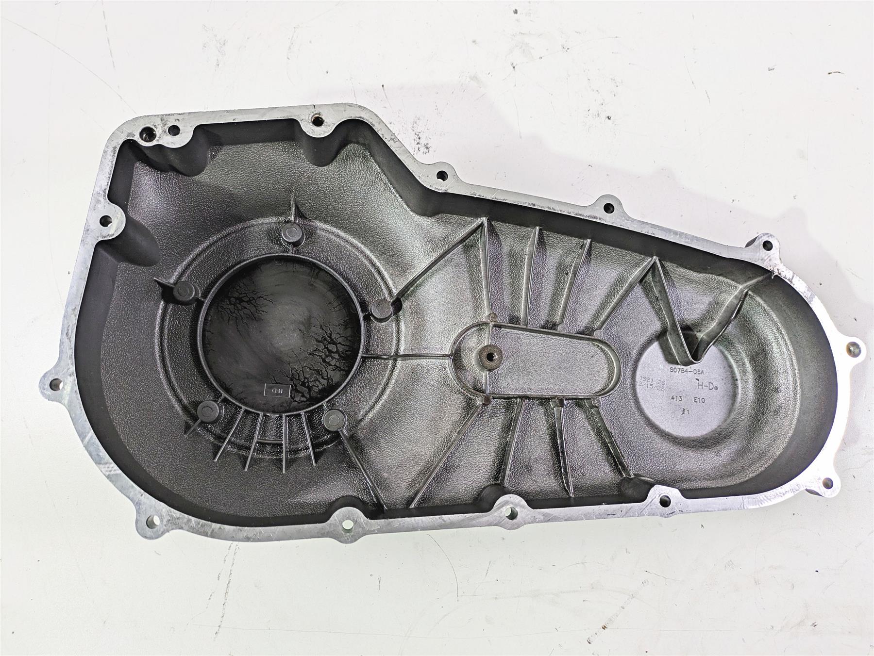 2016 Harley FXDWG Dyna Wide Glide Outer Primary Clutch Cover -Read 60784-06A - Image 7