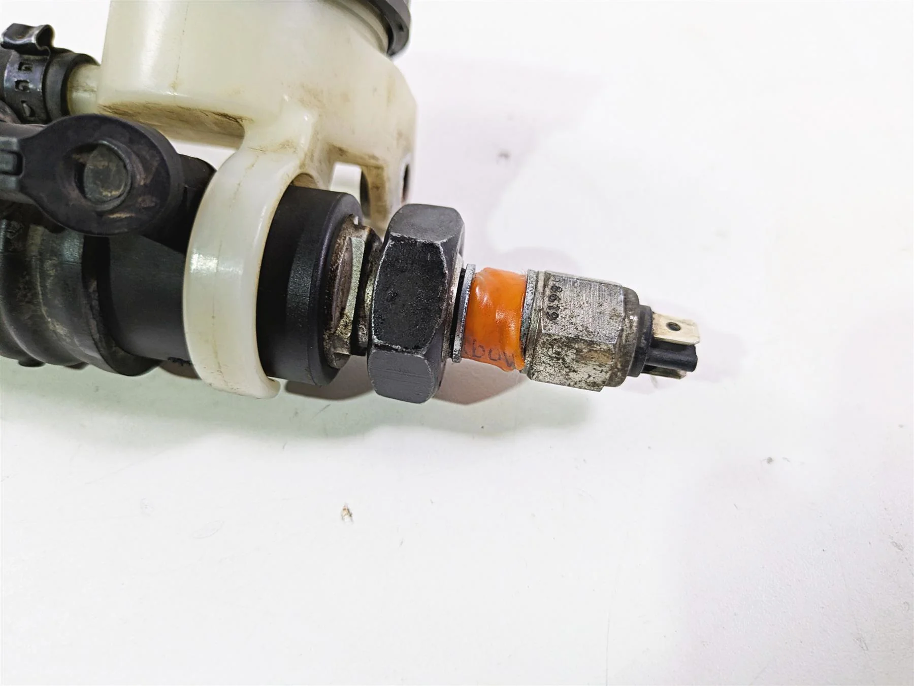 2016 Harley FXDWG Dyna Wide Glide Rear Brake Master Cylinder 41700065A - Image 11