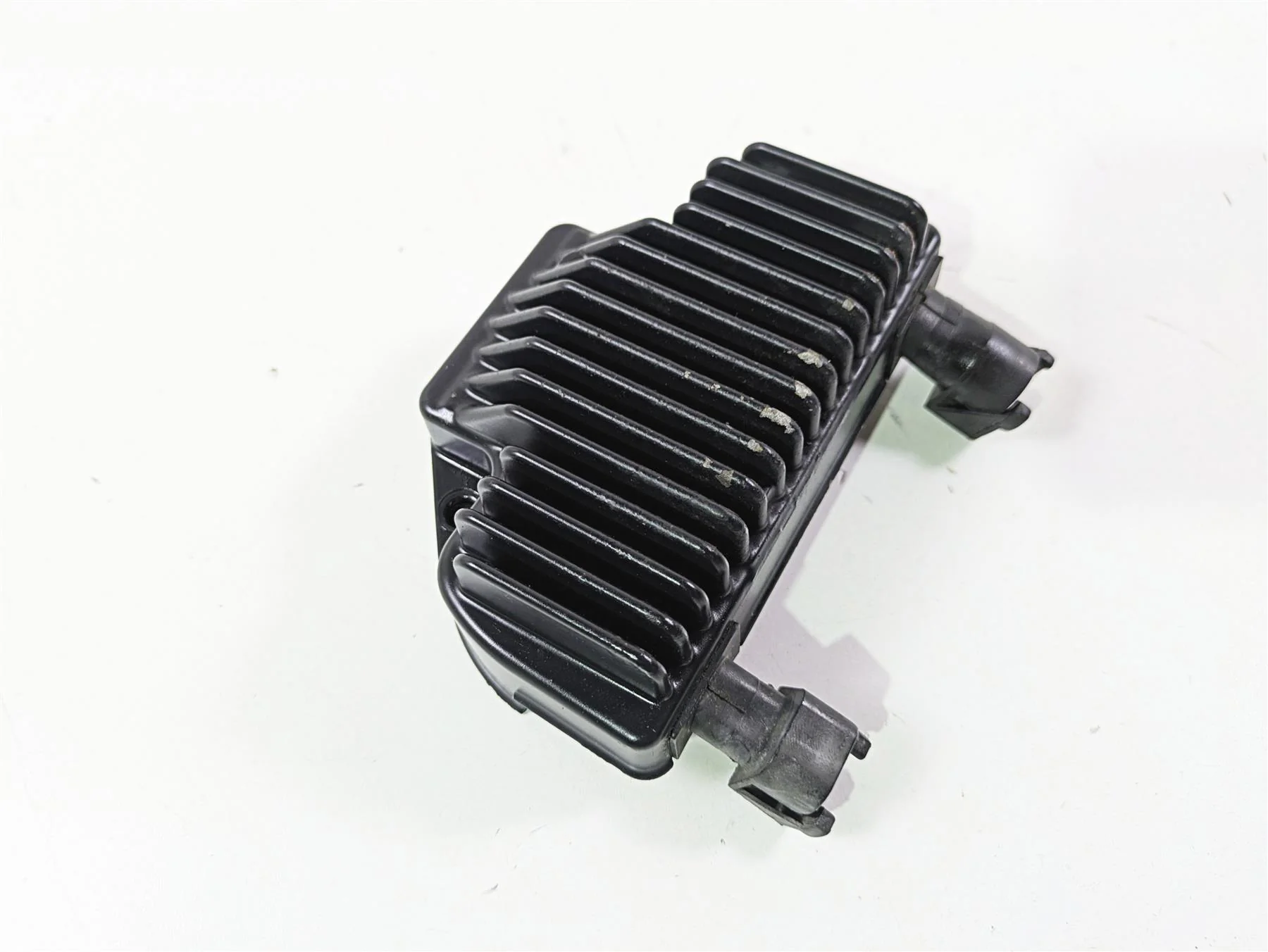 2016 Harley FXDWG Dyna Wide Glide Rectifier Voltage Regulator 74631-08A - Image 9