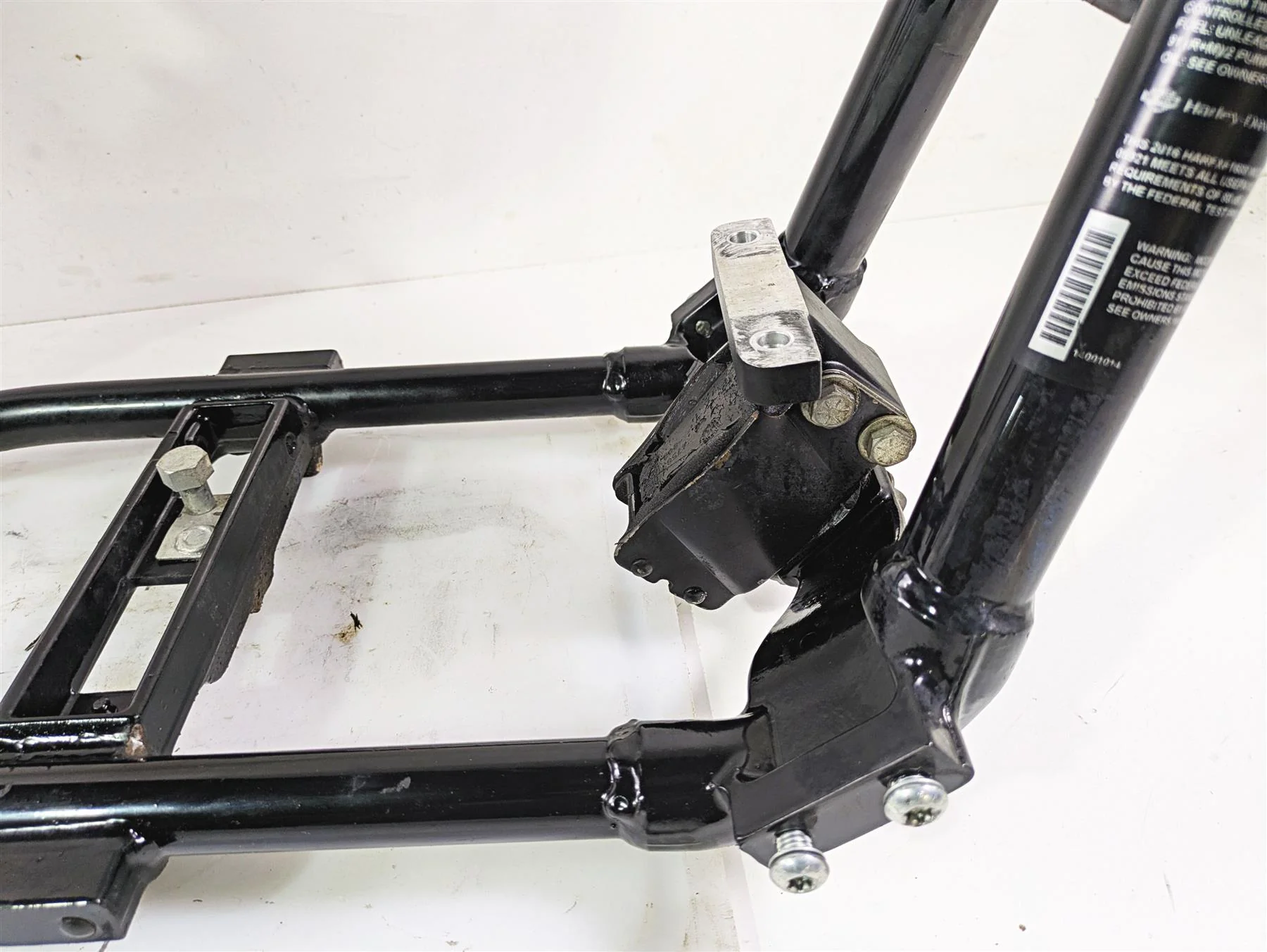 2016 Harley FXDWG Dyna Wide Glide Straight Main Frame Chassis 34dgr 47748-10A - Image 4