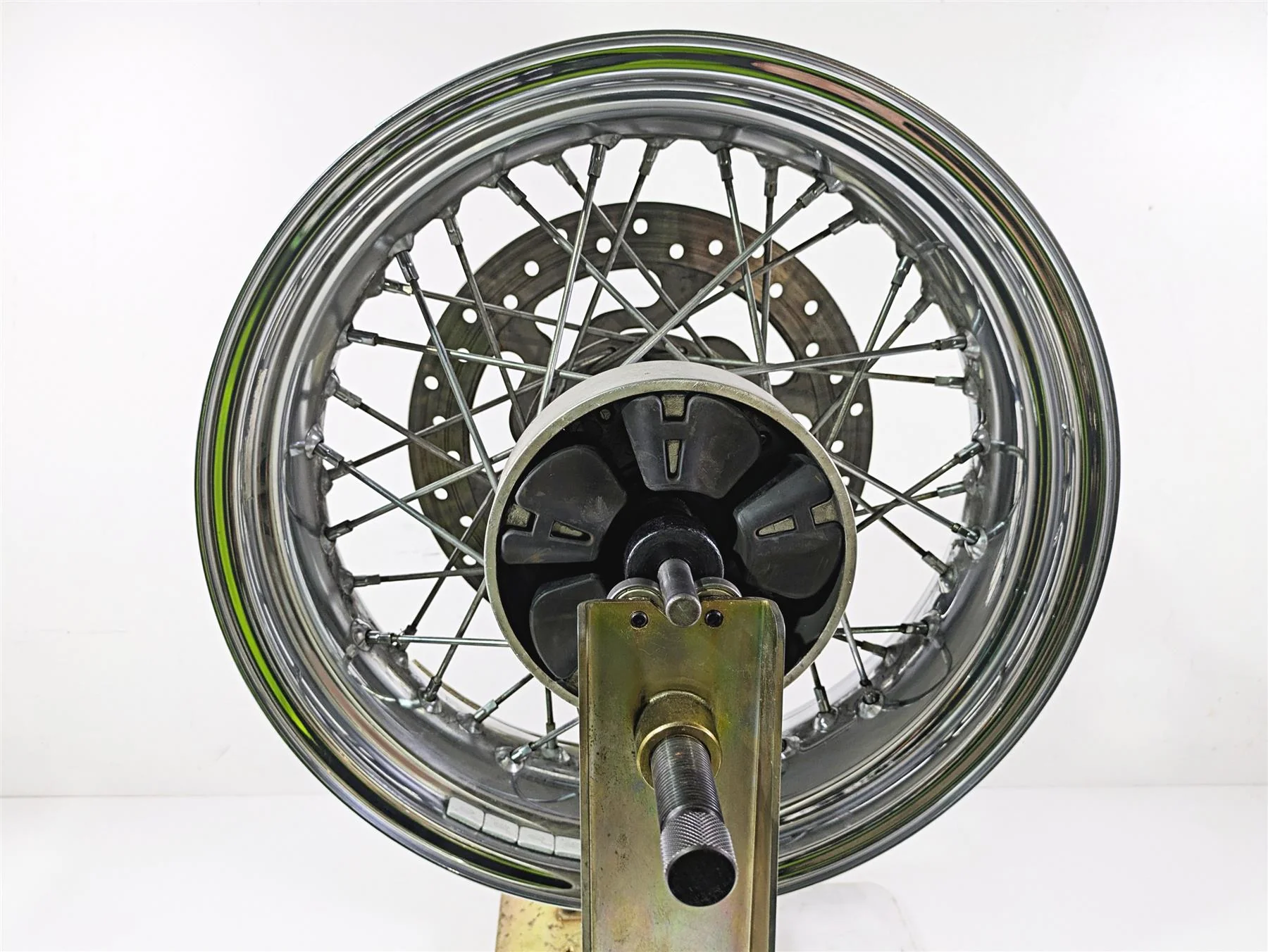 2016 Harley Touring FLHR Road King  16x5 Rear Wheel Spoke Rim - Read 41052-09