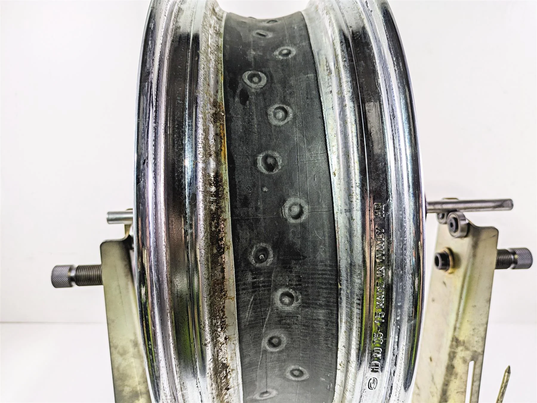 2016 Harley Touring FLHR Road King  16x5 Rear Wheel Spoke Rim - Read 41052-09 - Image 7