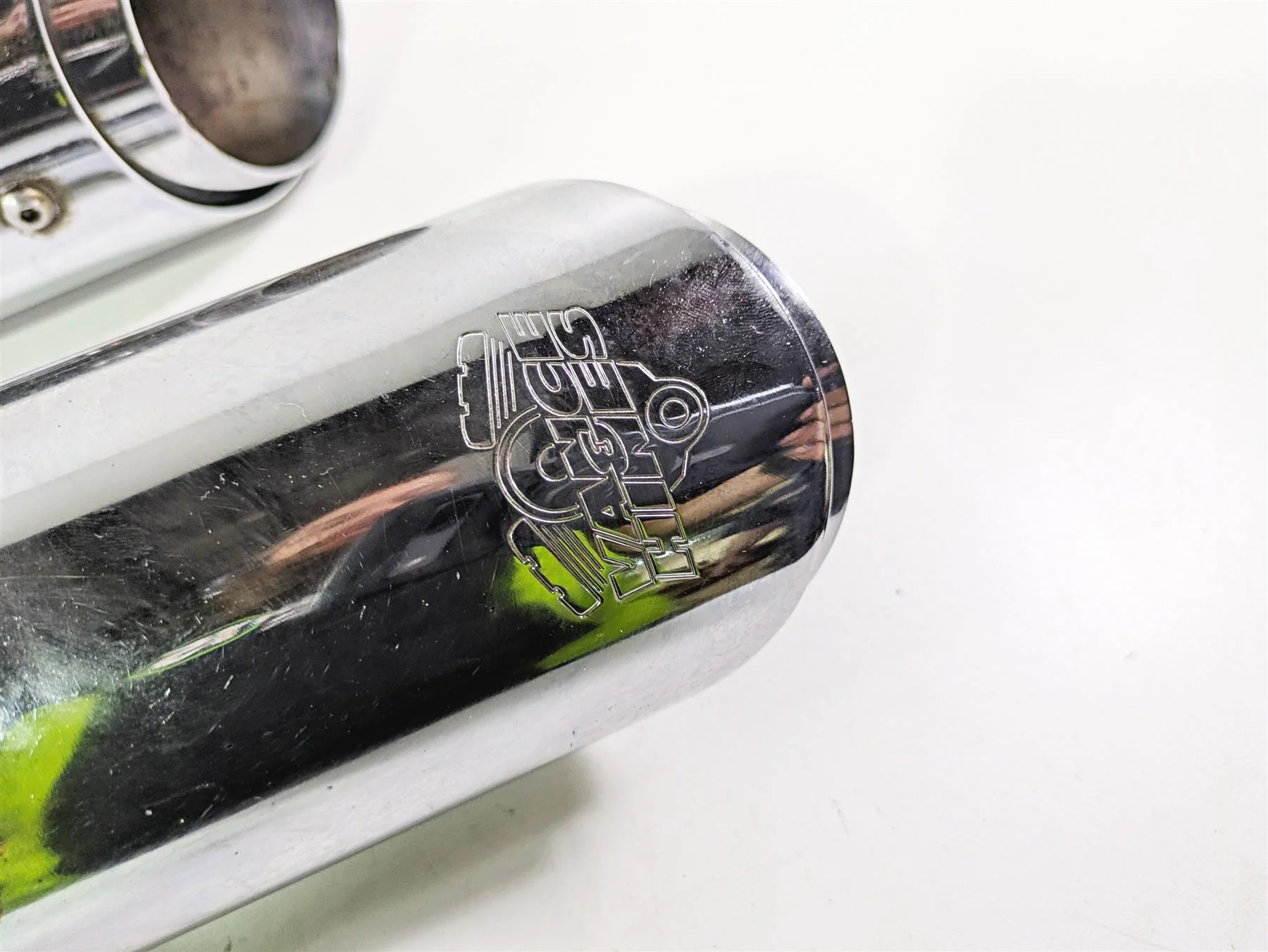 2016 Harley Touring FLHR Road King  4" Chrome Slash Cut Vance Hines Muffler 16763 - Image 6