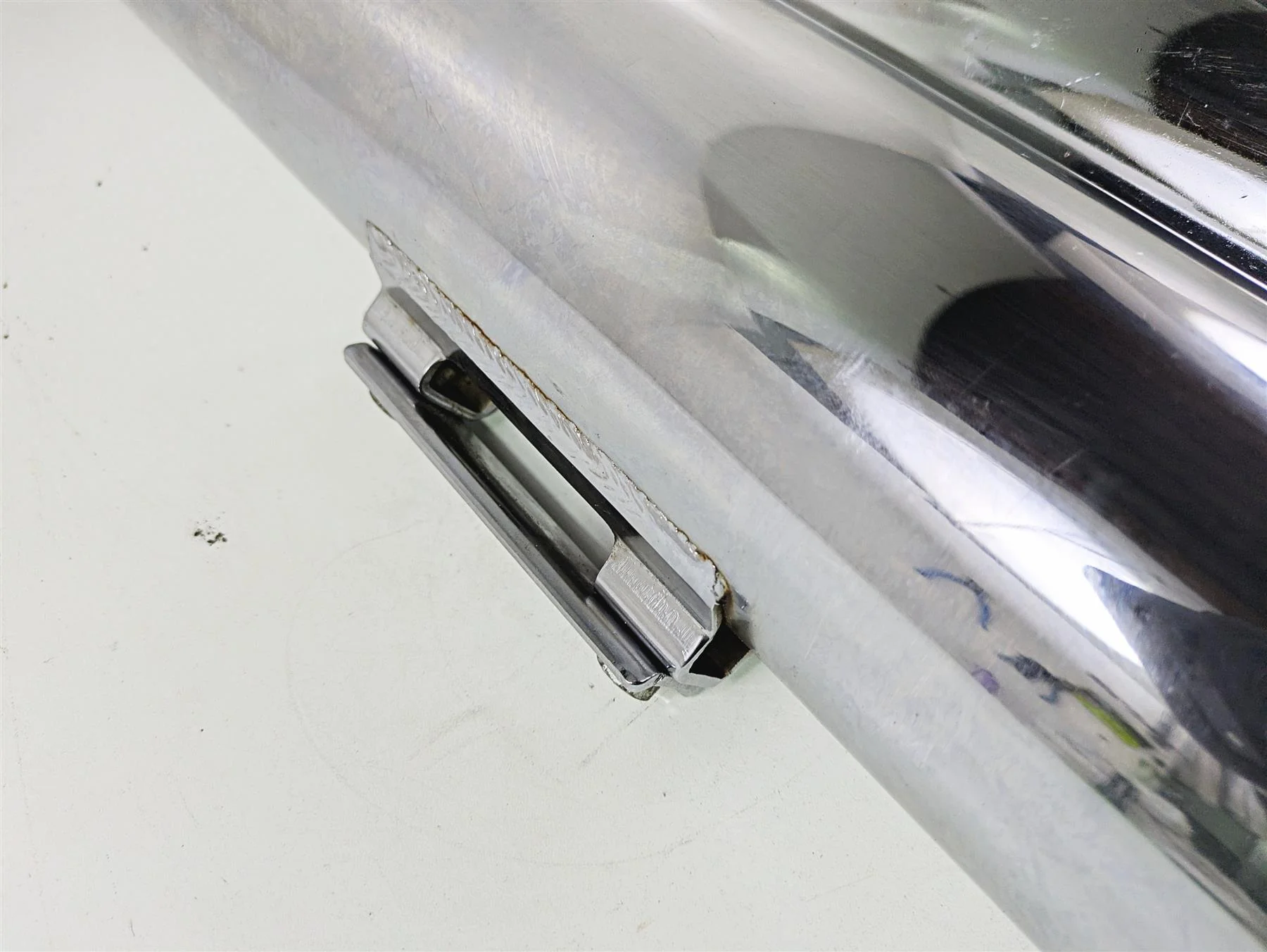 2016 Harley Touring FLHR Road King  4" Chrome Slash Cut Vance Hines Muffler 16763 - Image 9