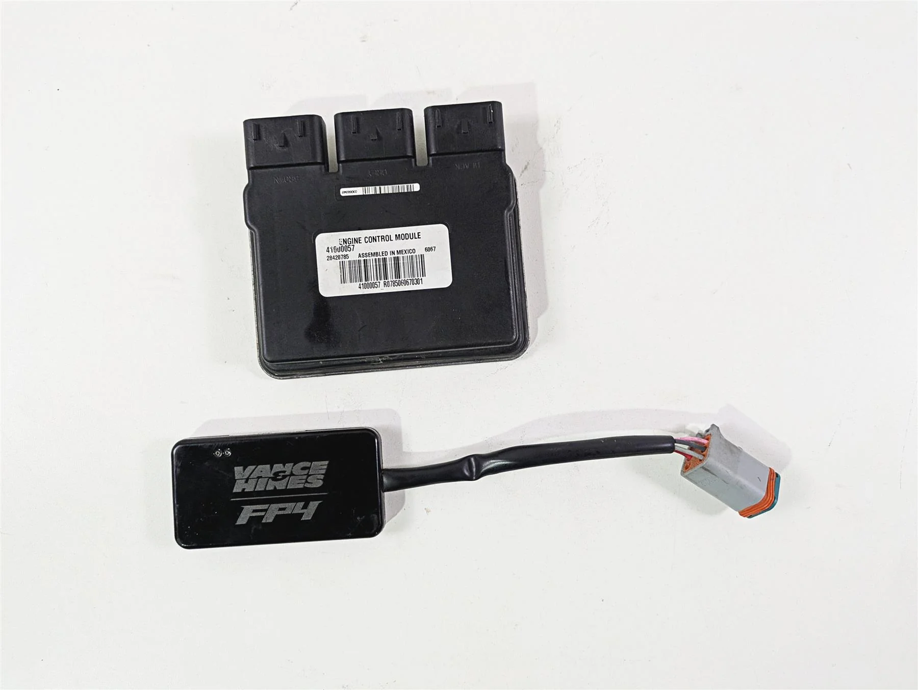 2016 Harley Touring FLHR Road King  Cdi Ecm Ecu Engine Control Module & FP4 Vance Hines Fuel Pak 66043 41000057 - Image 4