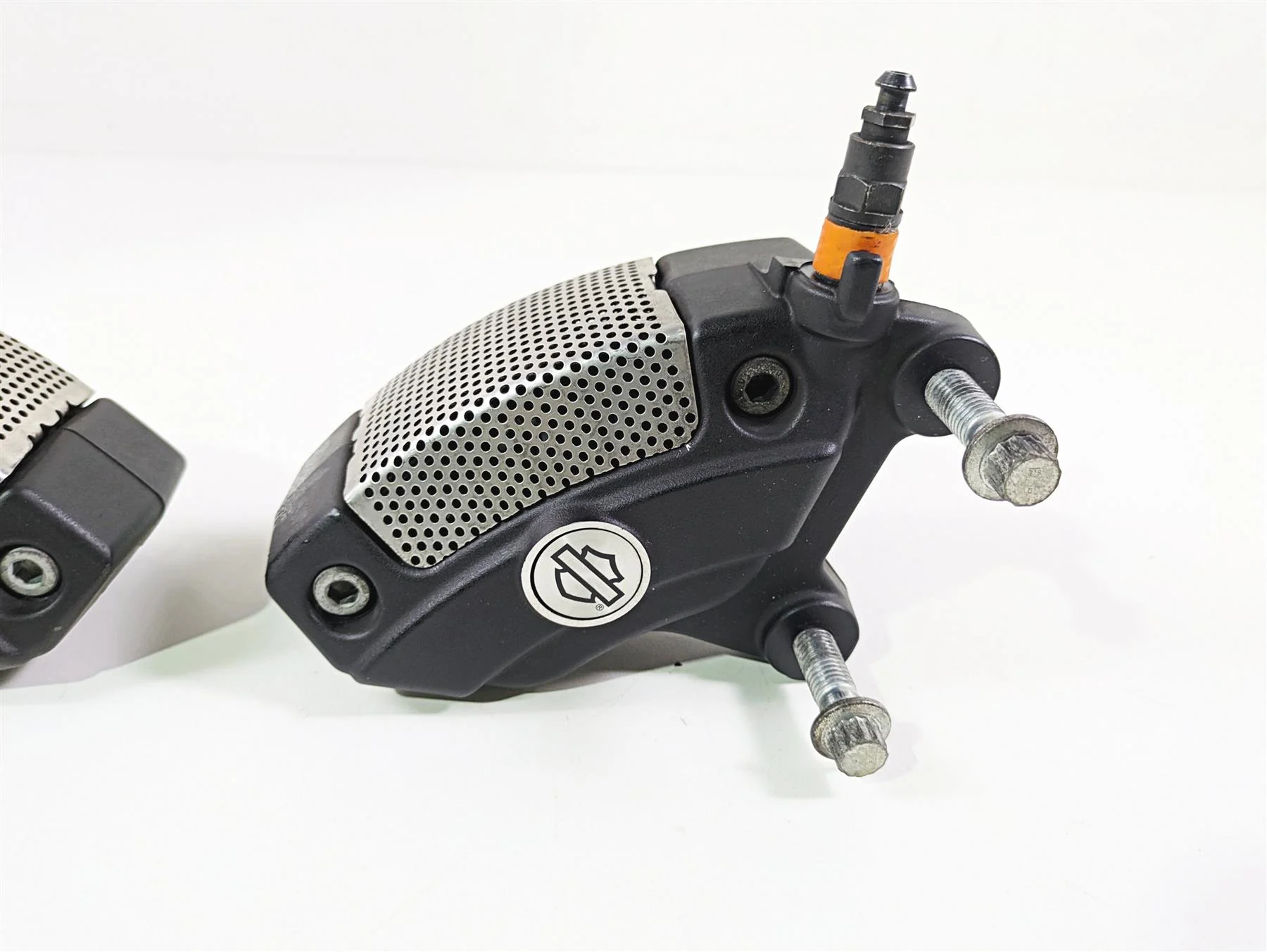2016 Harley Touring FLHR Road King  Front Brake Caliper Set 43027-08 44023-08 - Image 8