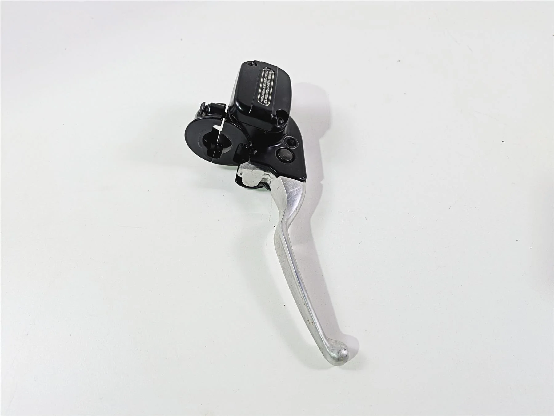2016 Harley Touring FLHR Road King  Front Brake Master Cylinder 44551-08F - Image 4
