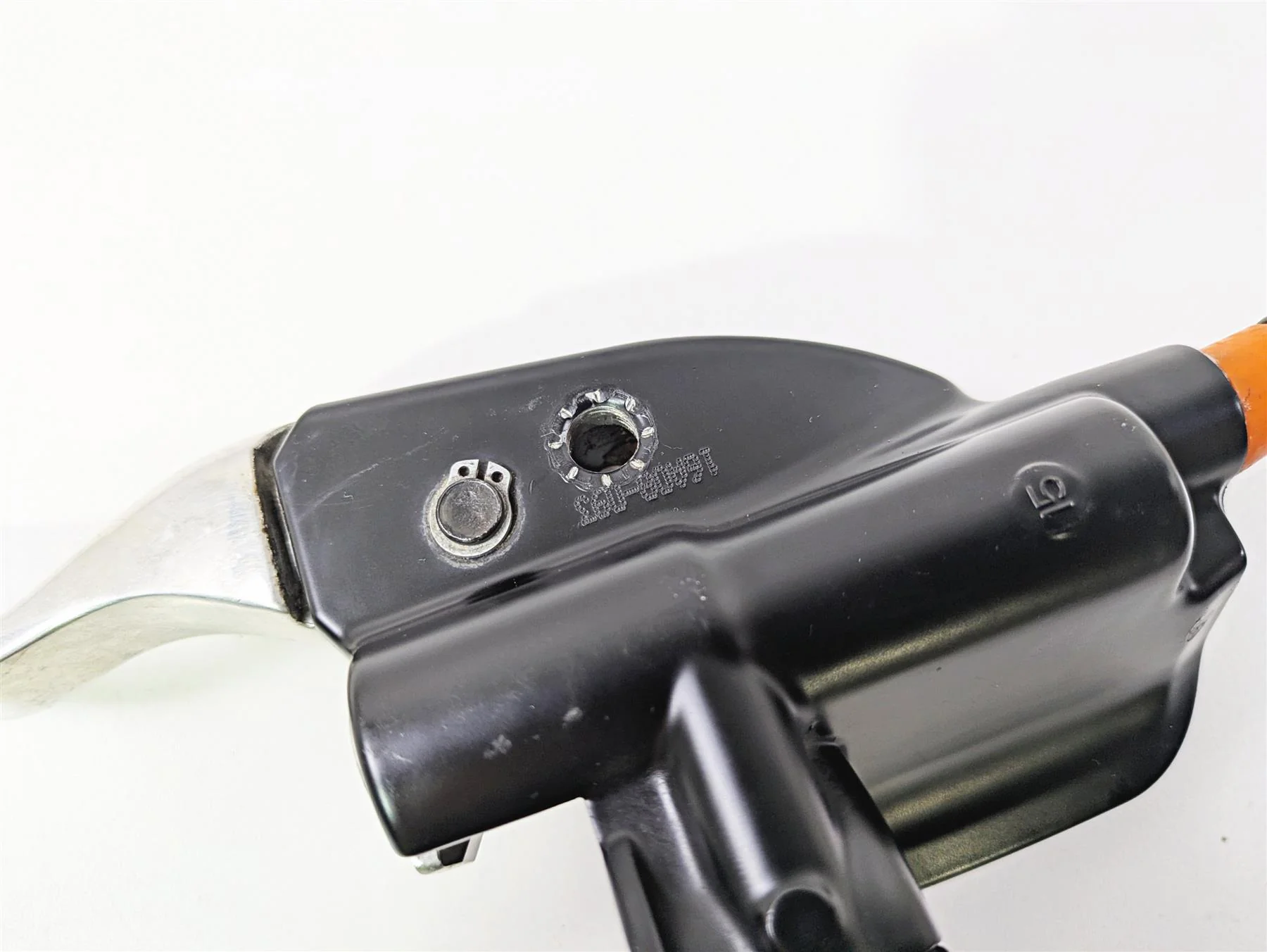 2016 Harley Touring FLHR Road King  Front Brake Master Cylinder 44551-08F - Image 8